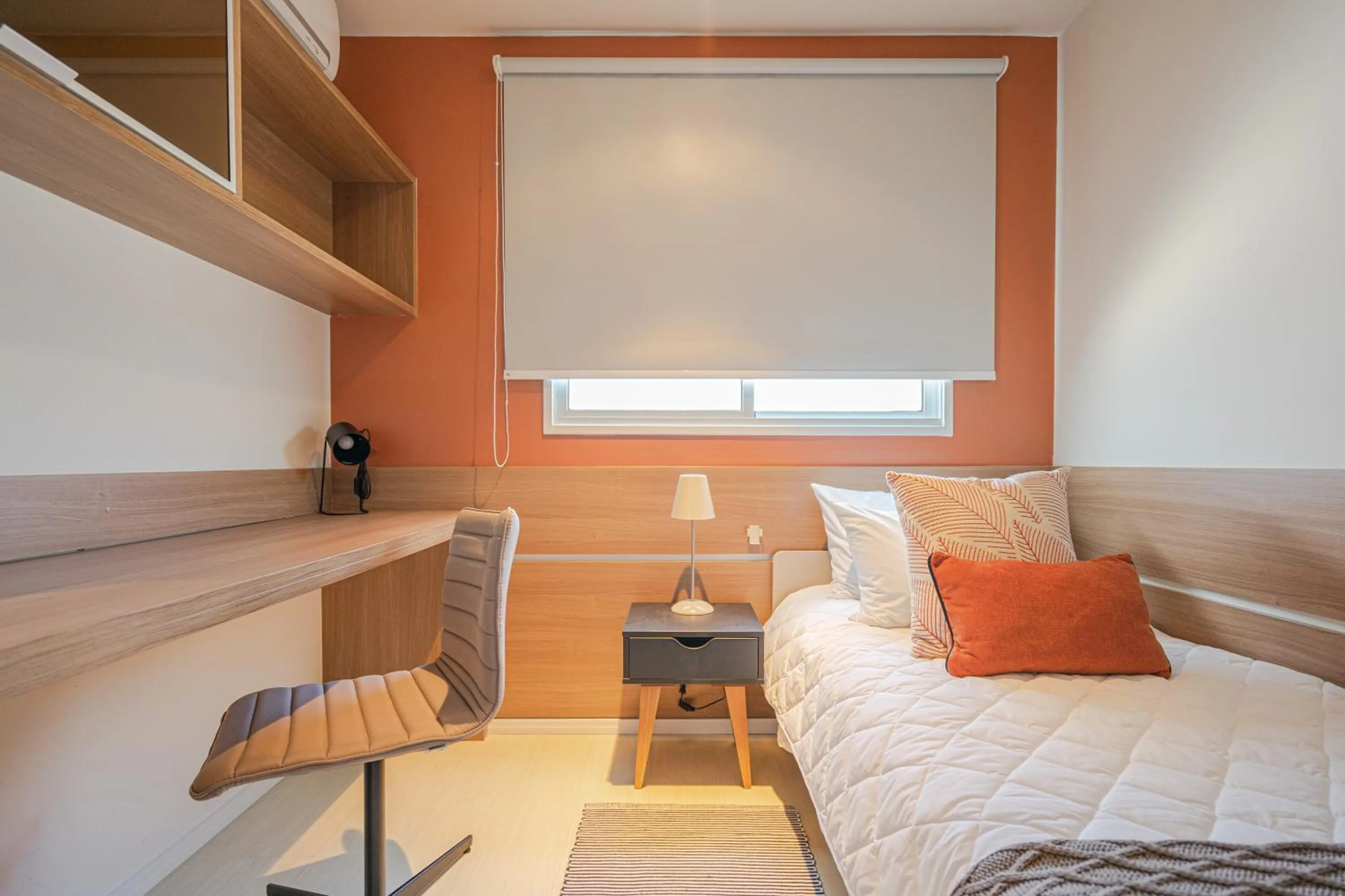 Bed in Charlie NYC Berrini