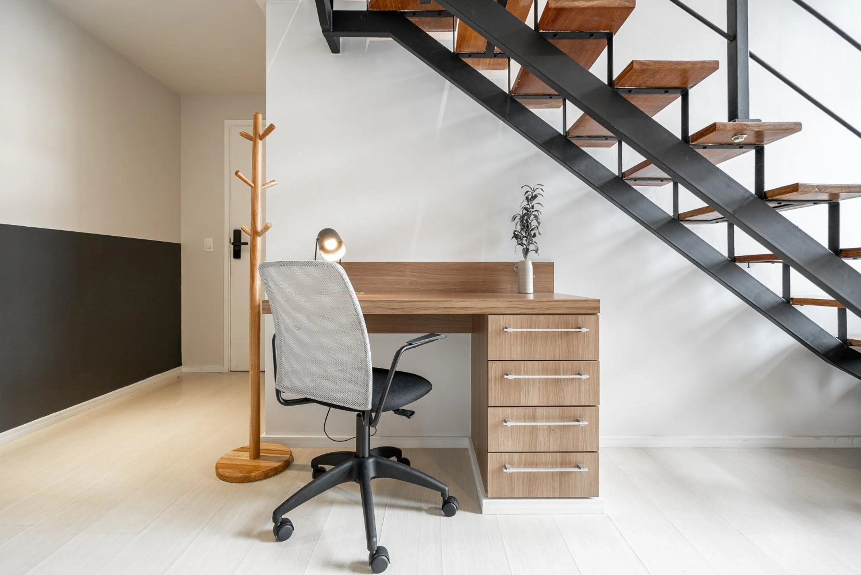 Day in Charlie NYC Berrini