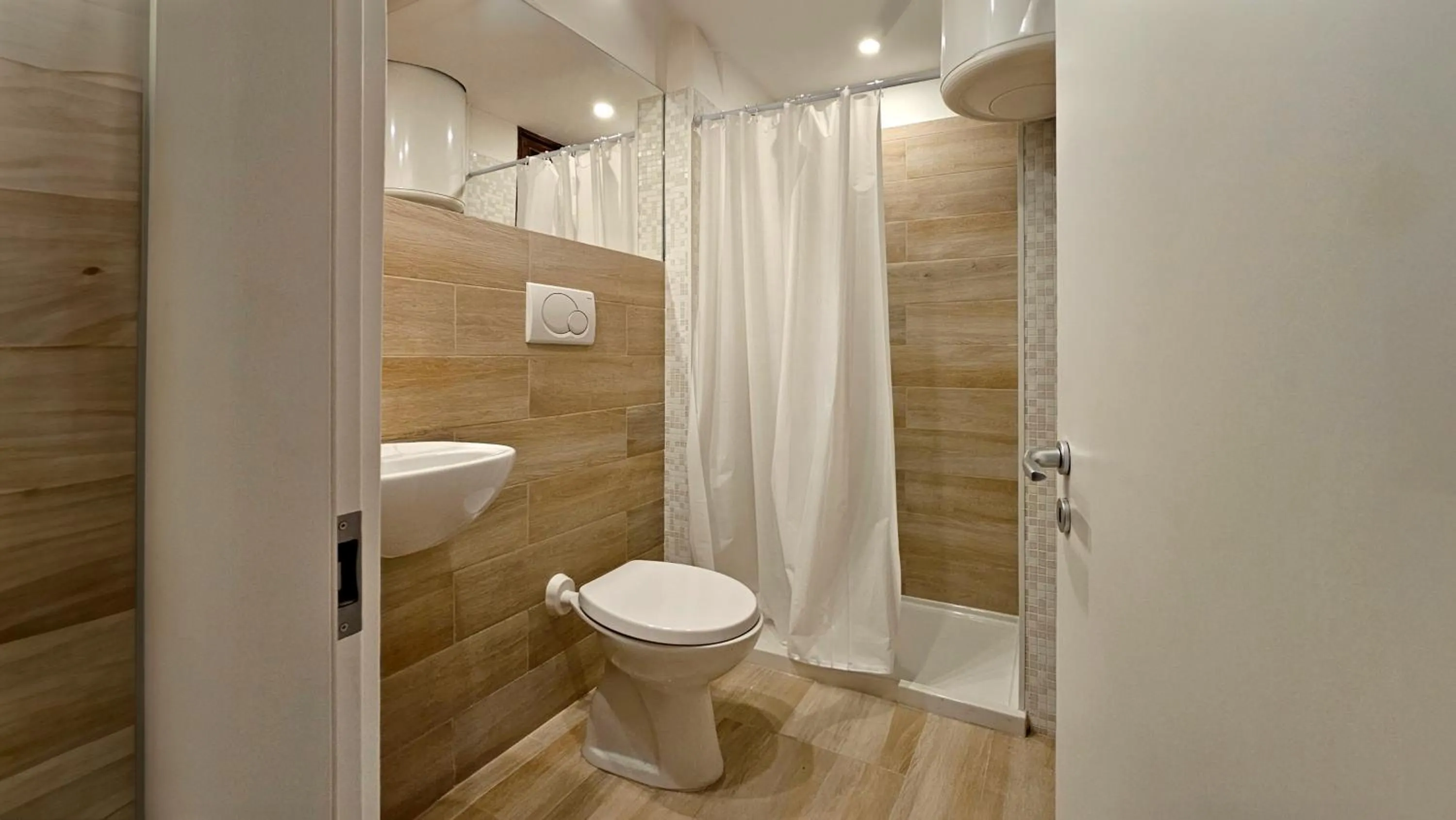 Toilet in Hotel Messner