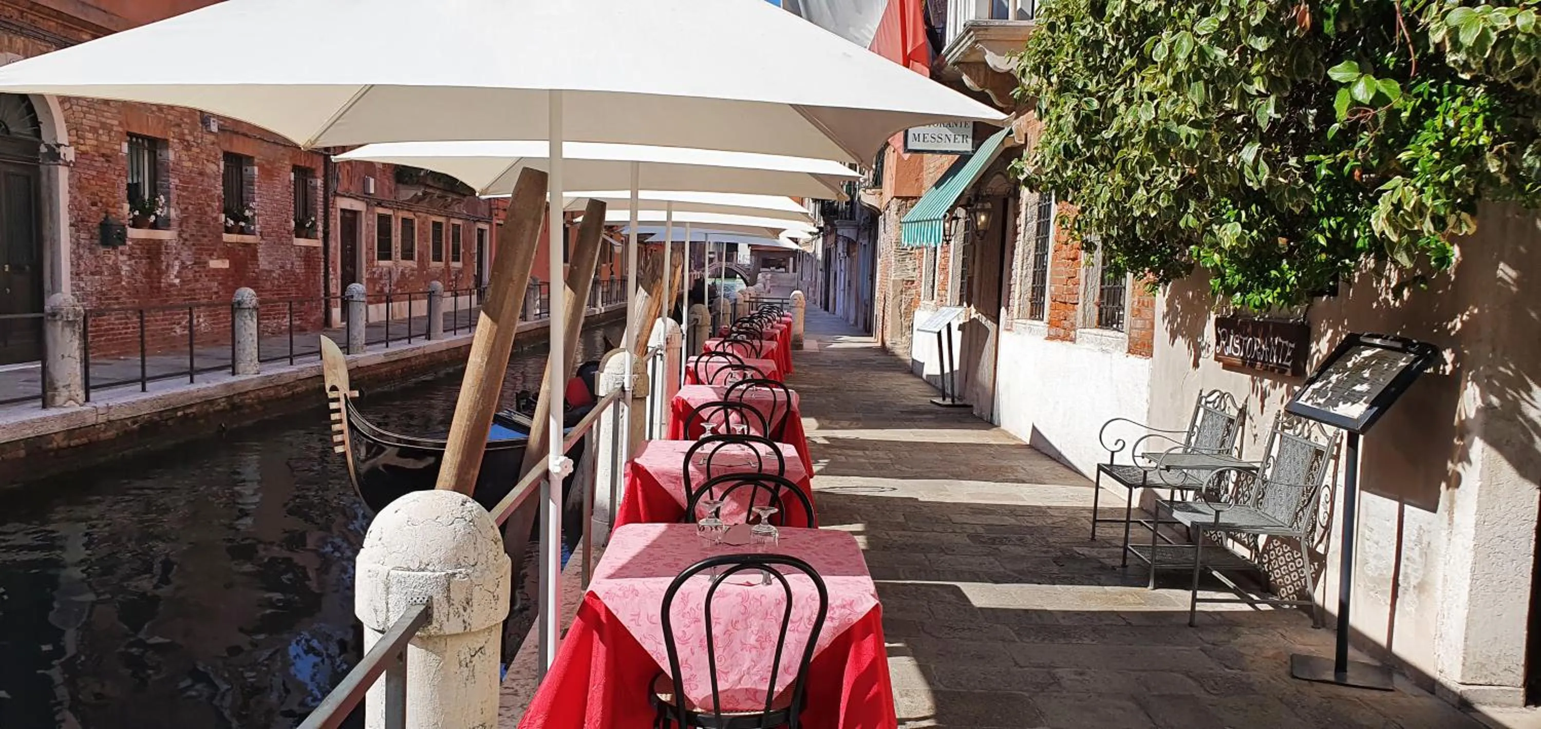 Restaurant/places to eat in Hotel Messner