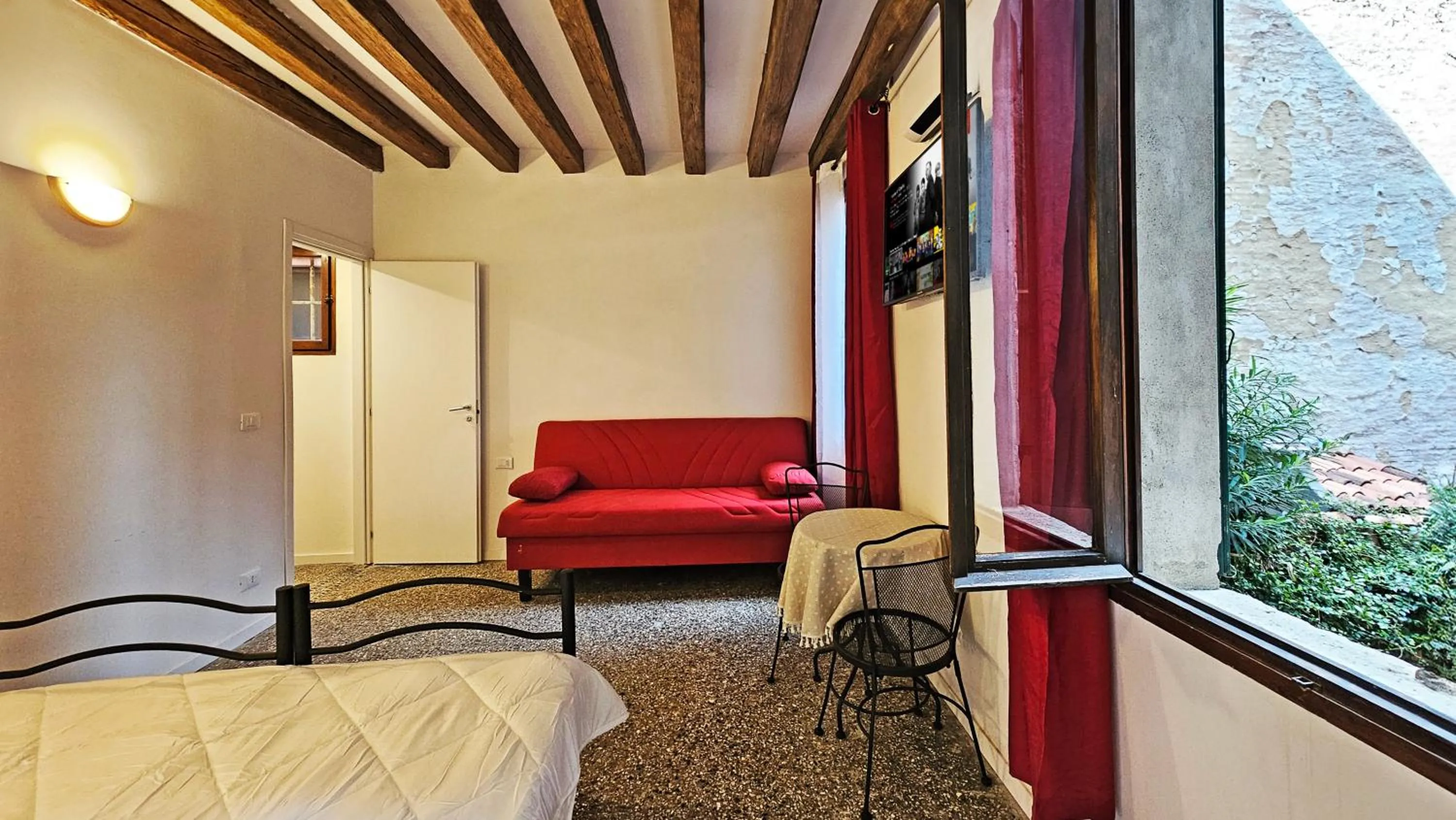 Bedroom, Bed in Hotel Messner