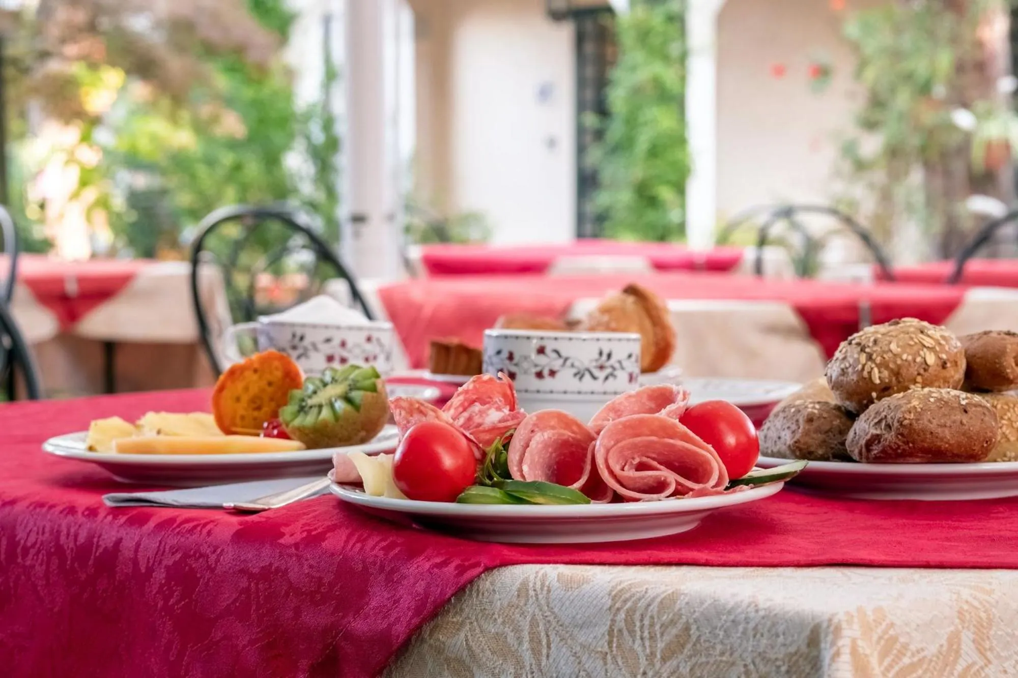 Property building in Hotel La Meridiana