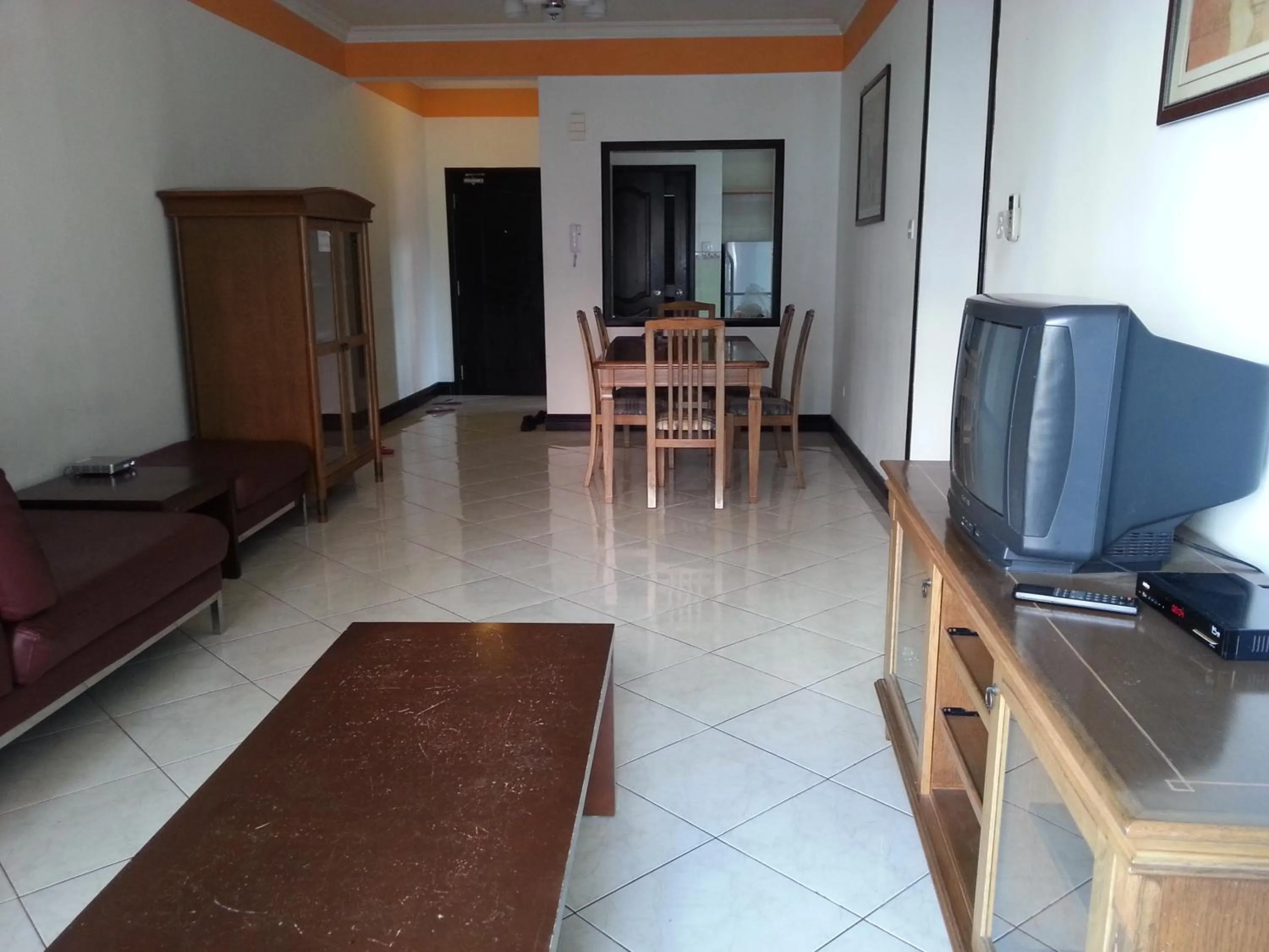 Living room in Dorcas Service Apartment - Marina Court