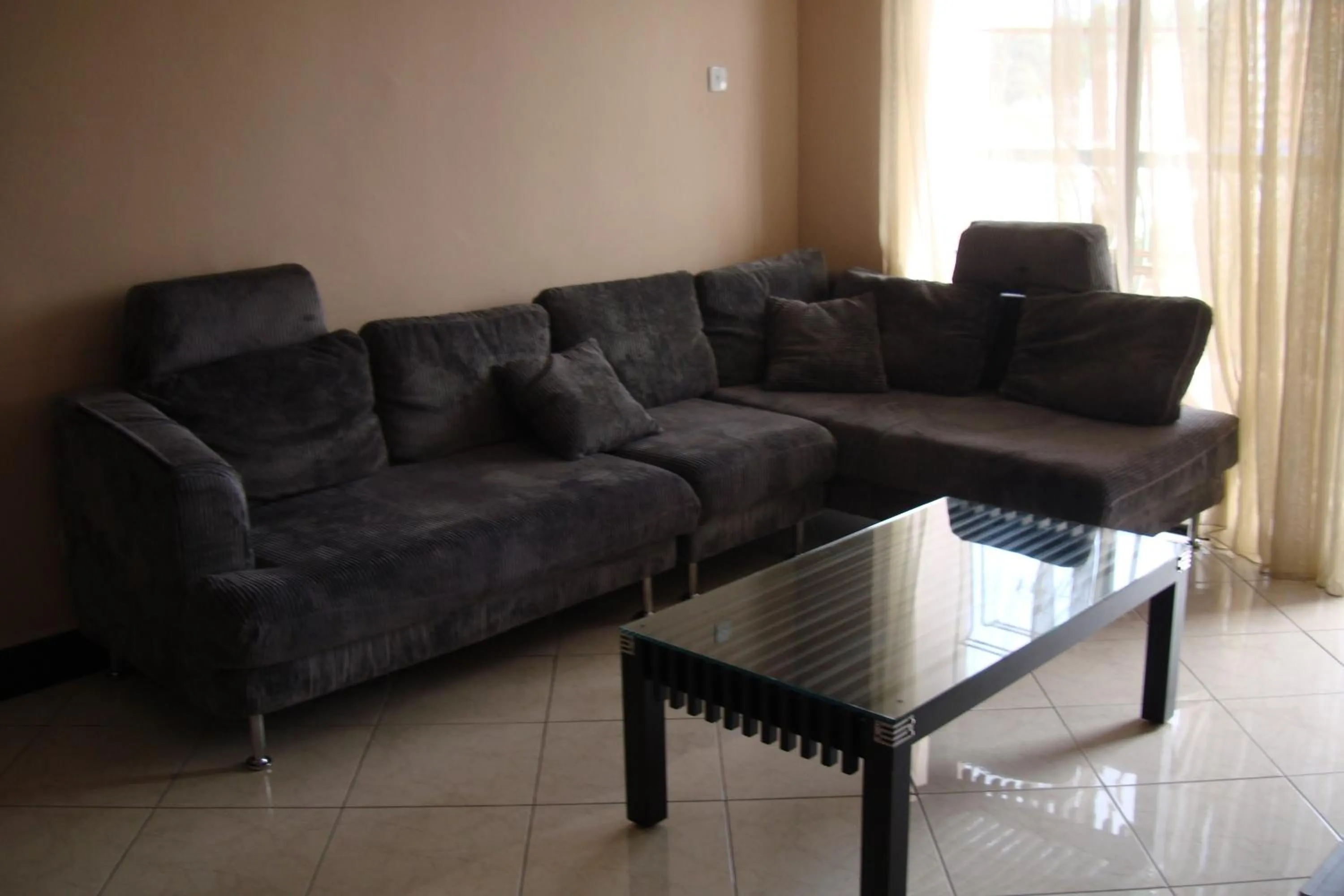 Living room in Dorcas Service Apartment - Marina Court