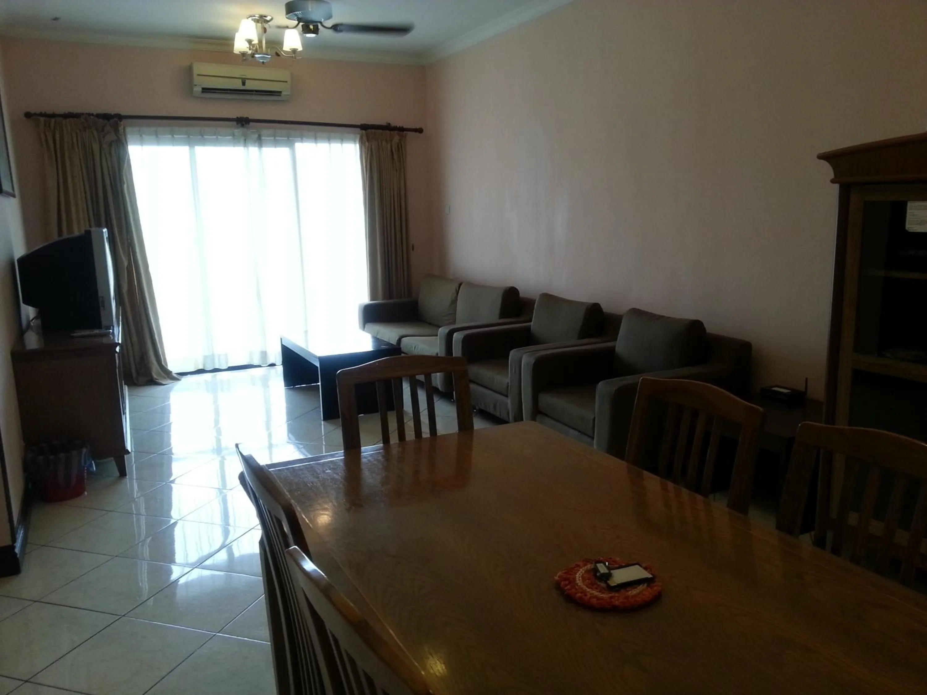 Living room in Dorcas Service Apartment - Marina Court