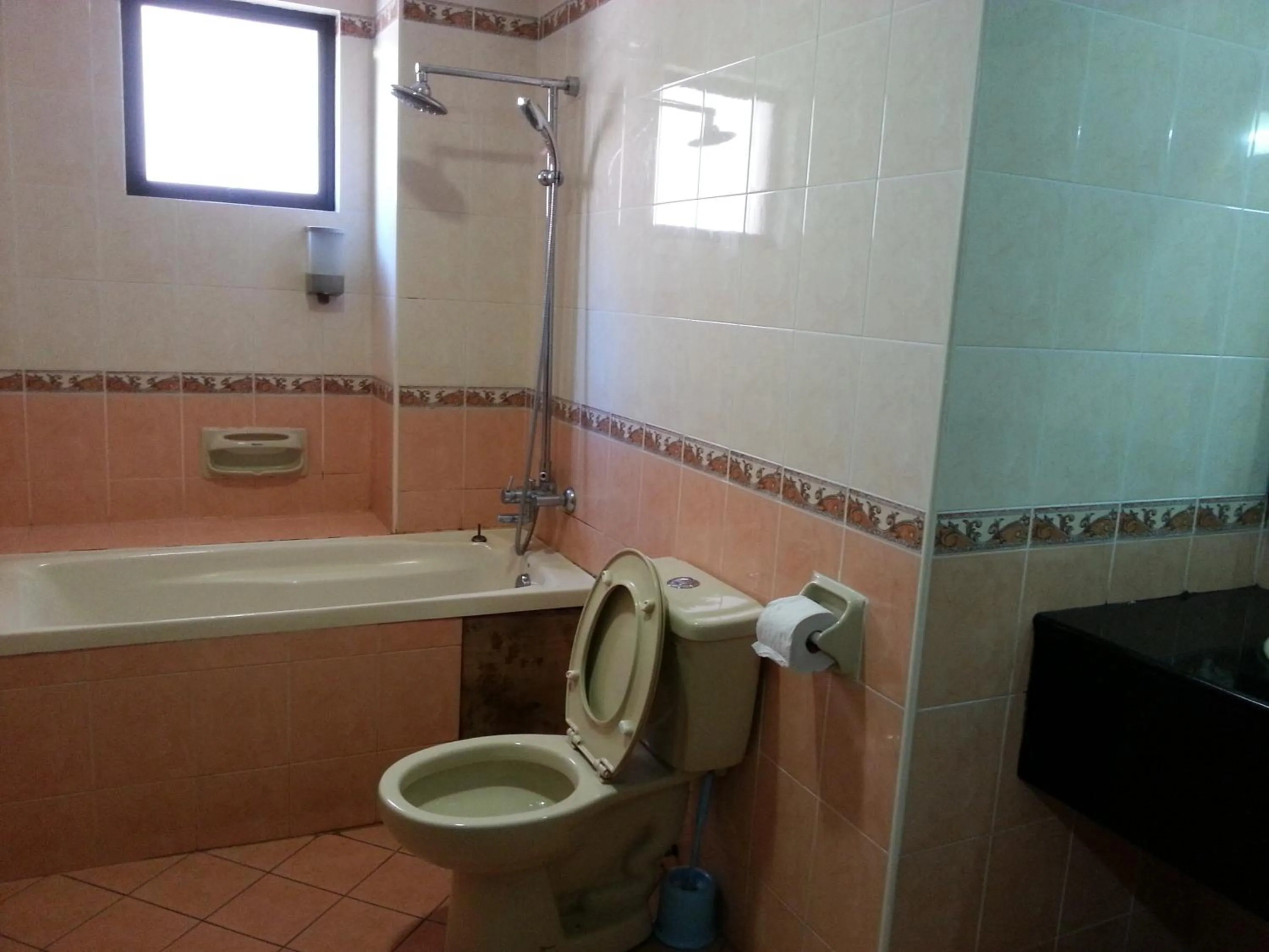 Bathroom in Dorcas Service Apartment - Marina Court