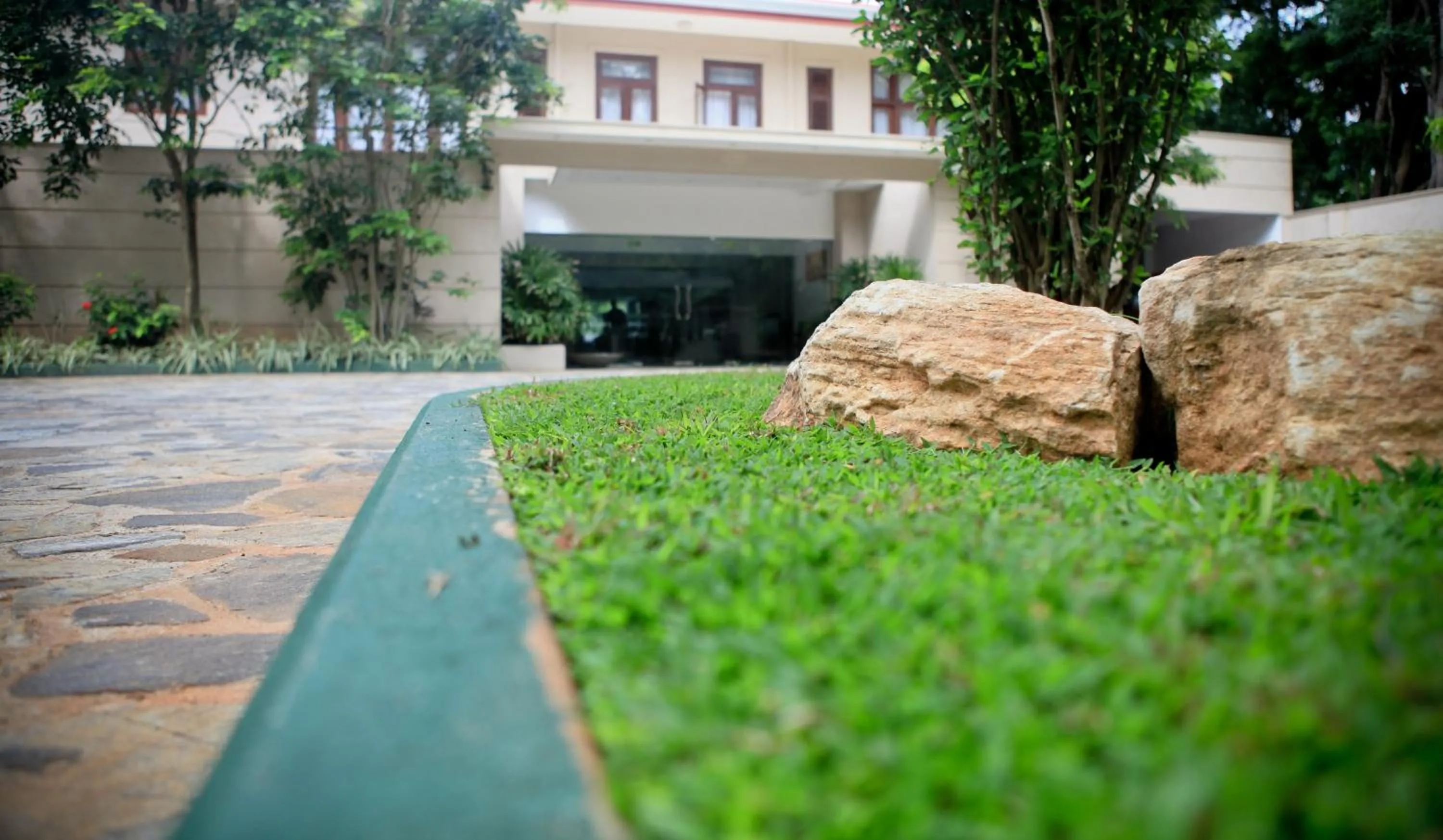 Garden in Lavendish Okrin Hotel