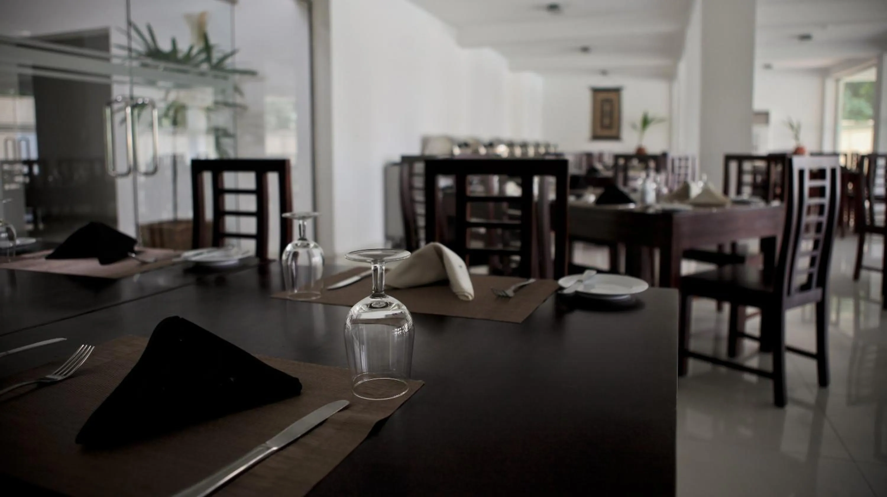 Restaurant/places to eat in Lavendish Okrin Hotel