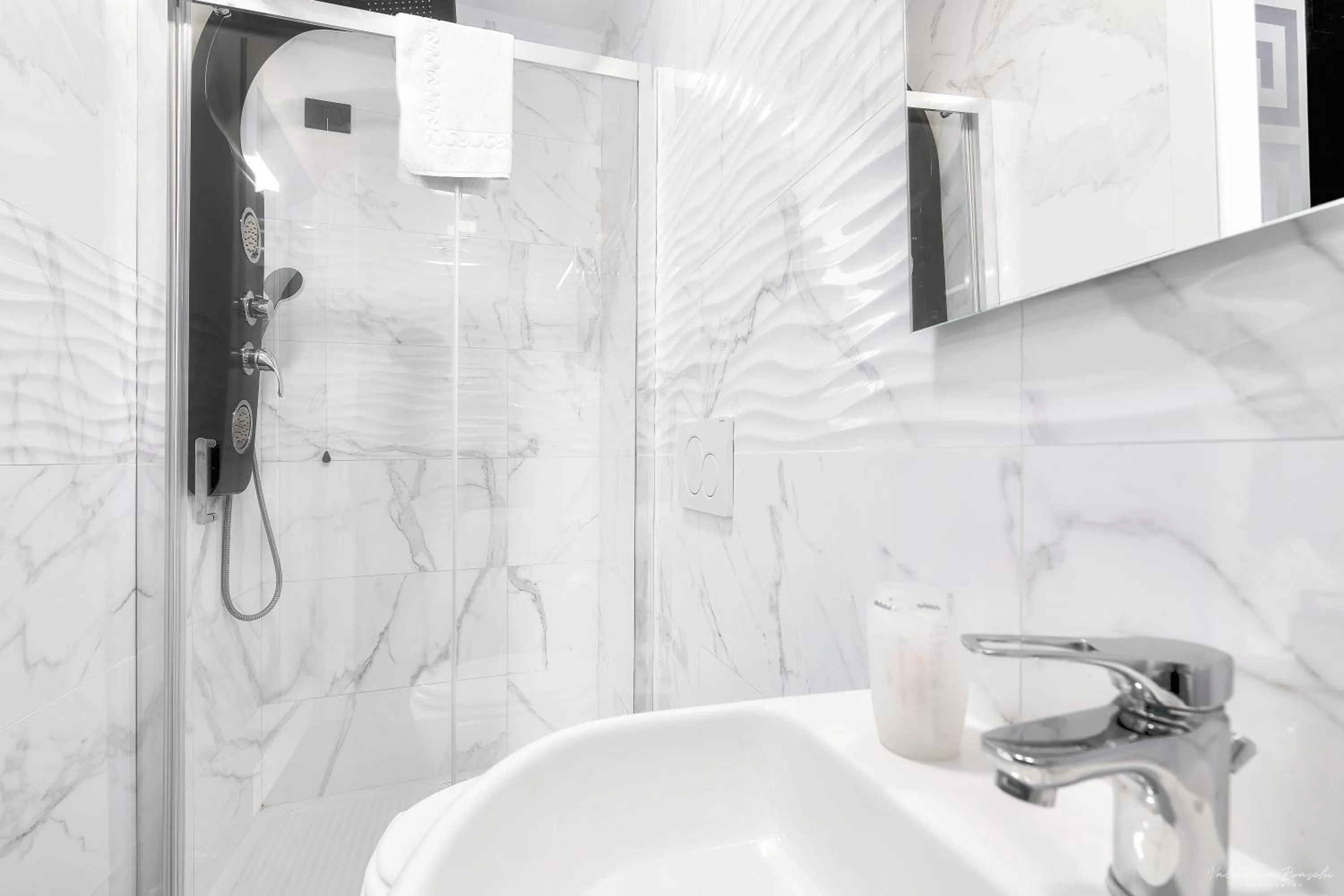 Bathroom in Hotel Argentina