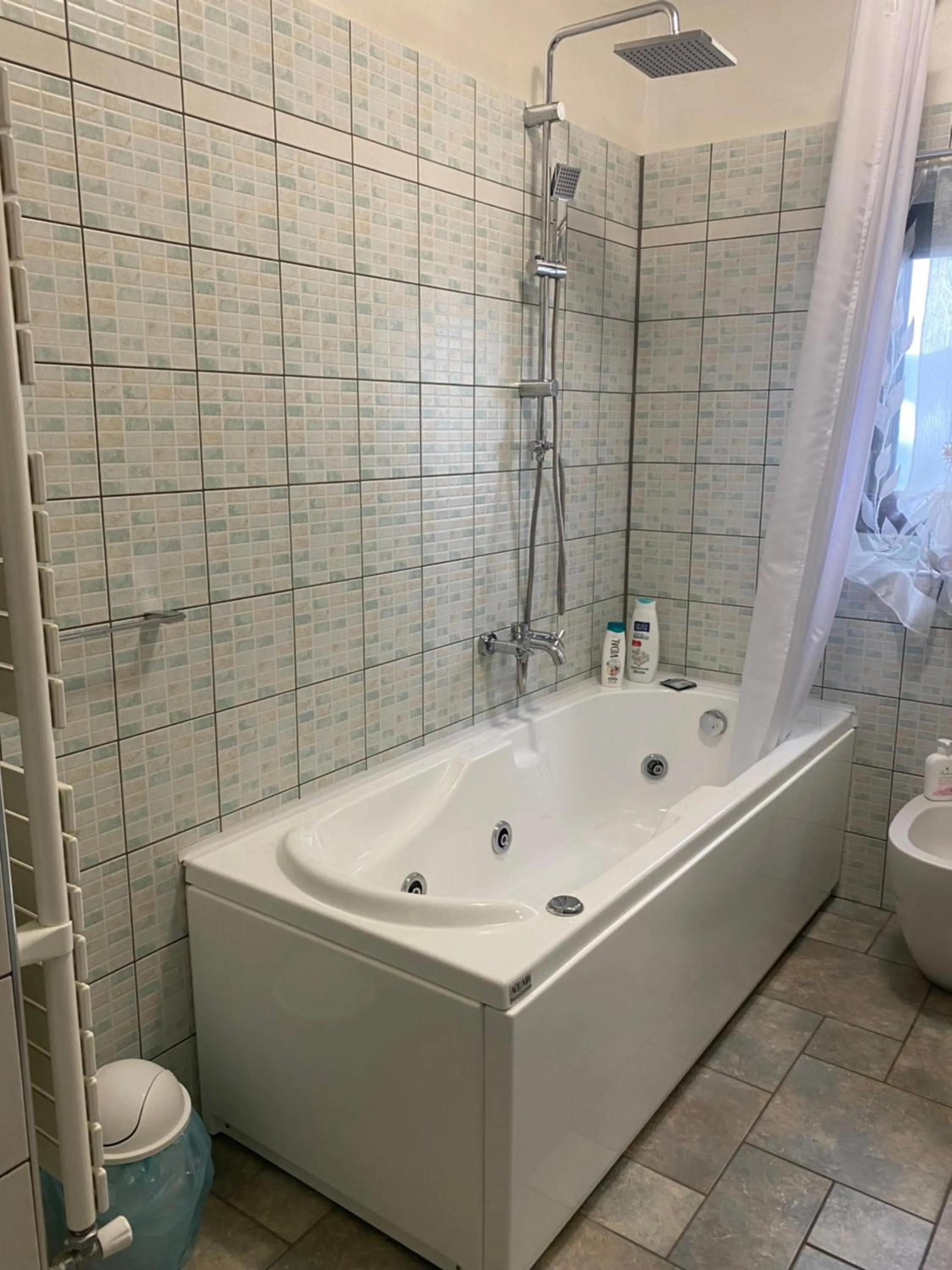 Shower in Bellavista B&B