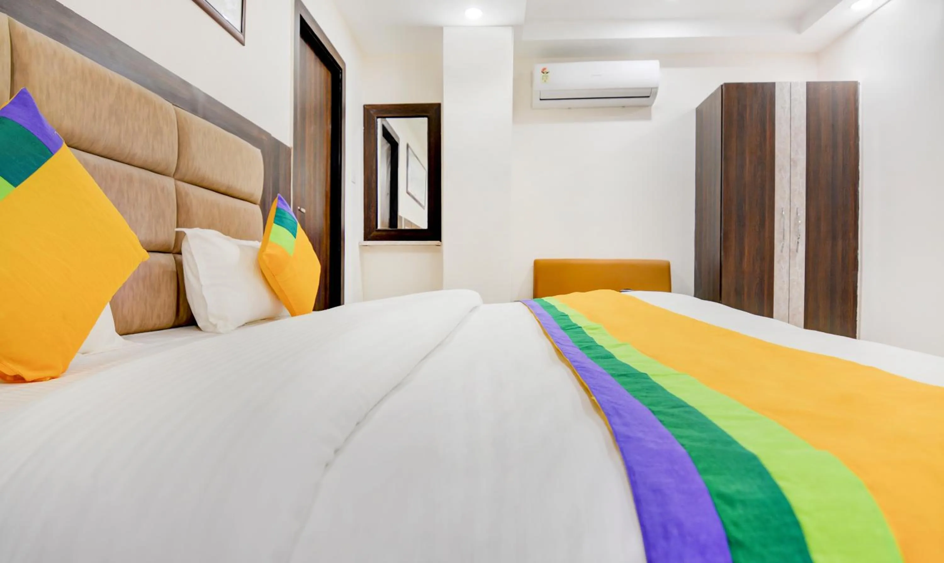 Bedroom, Bed in Itsy Hotels K K Residency Staywell