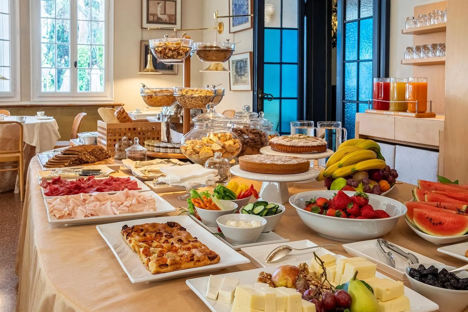 Restaurant/places to eat in Hotel Villa Mabapa