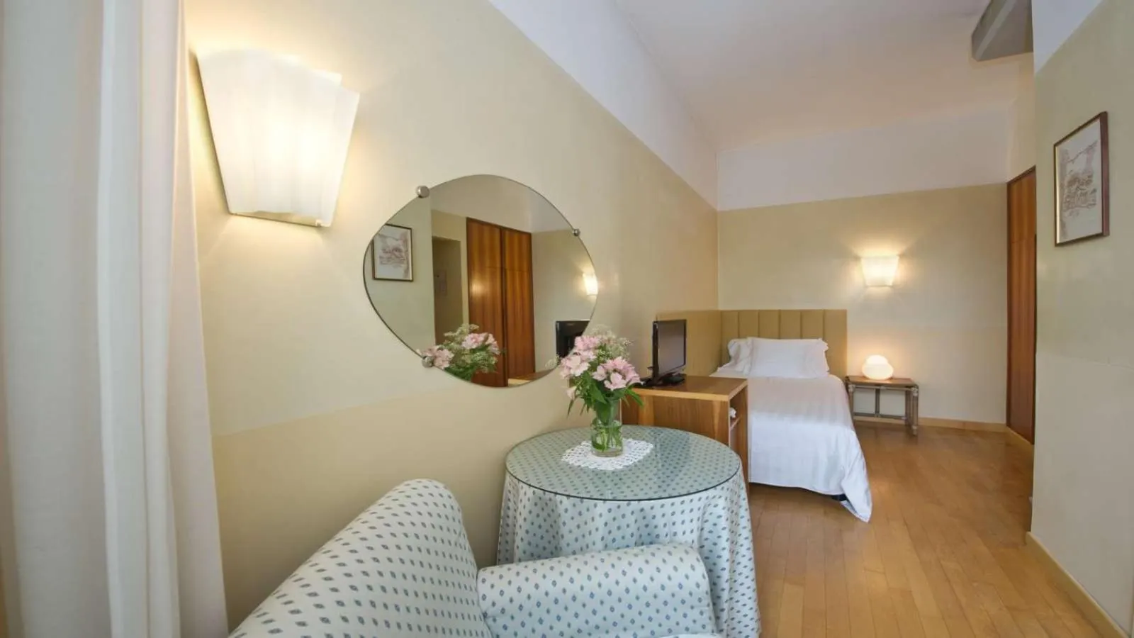 Bed in Hotel Villa Mabapa