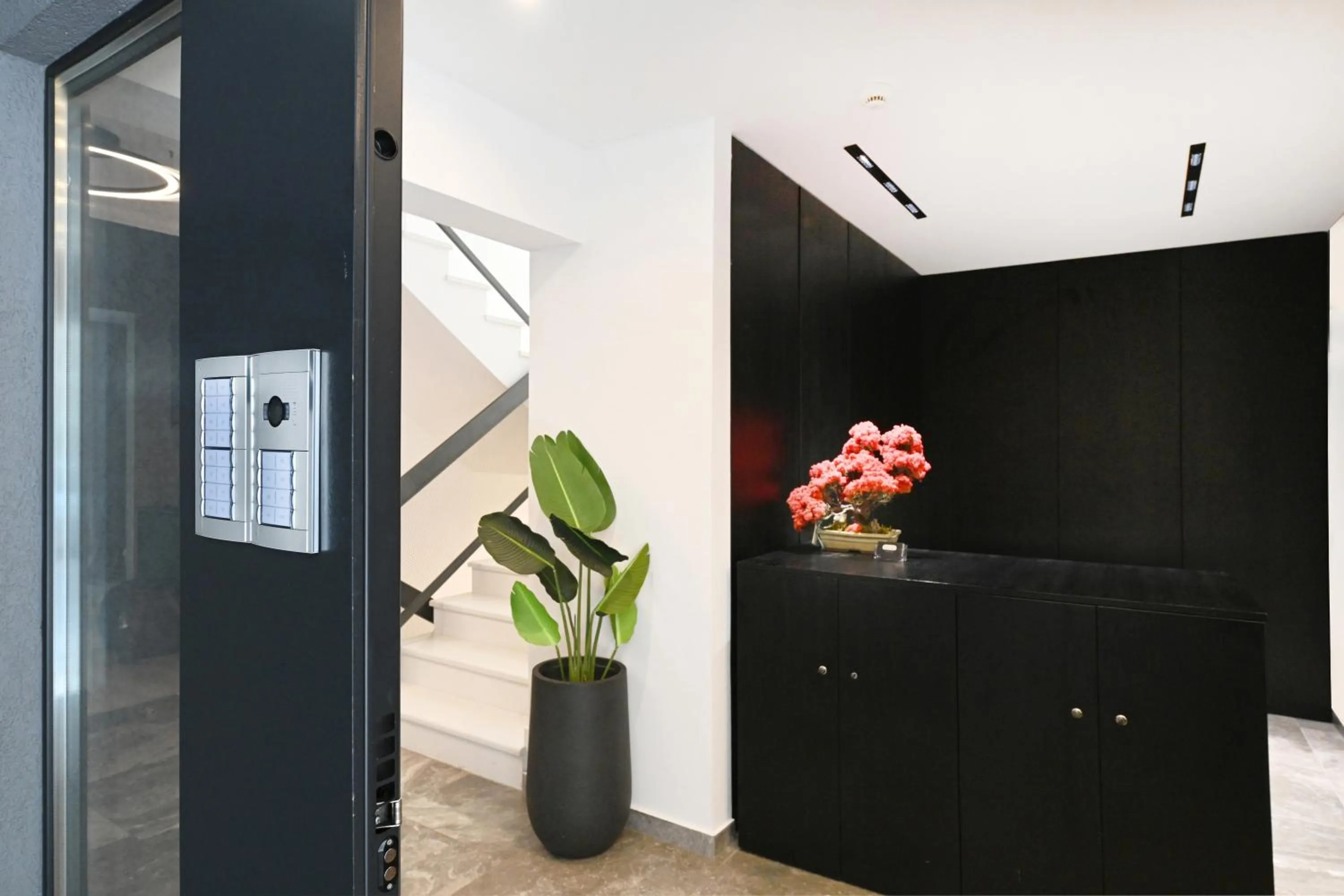 Facade/entrance in ICON Urban Living