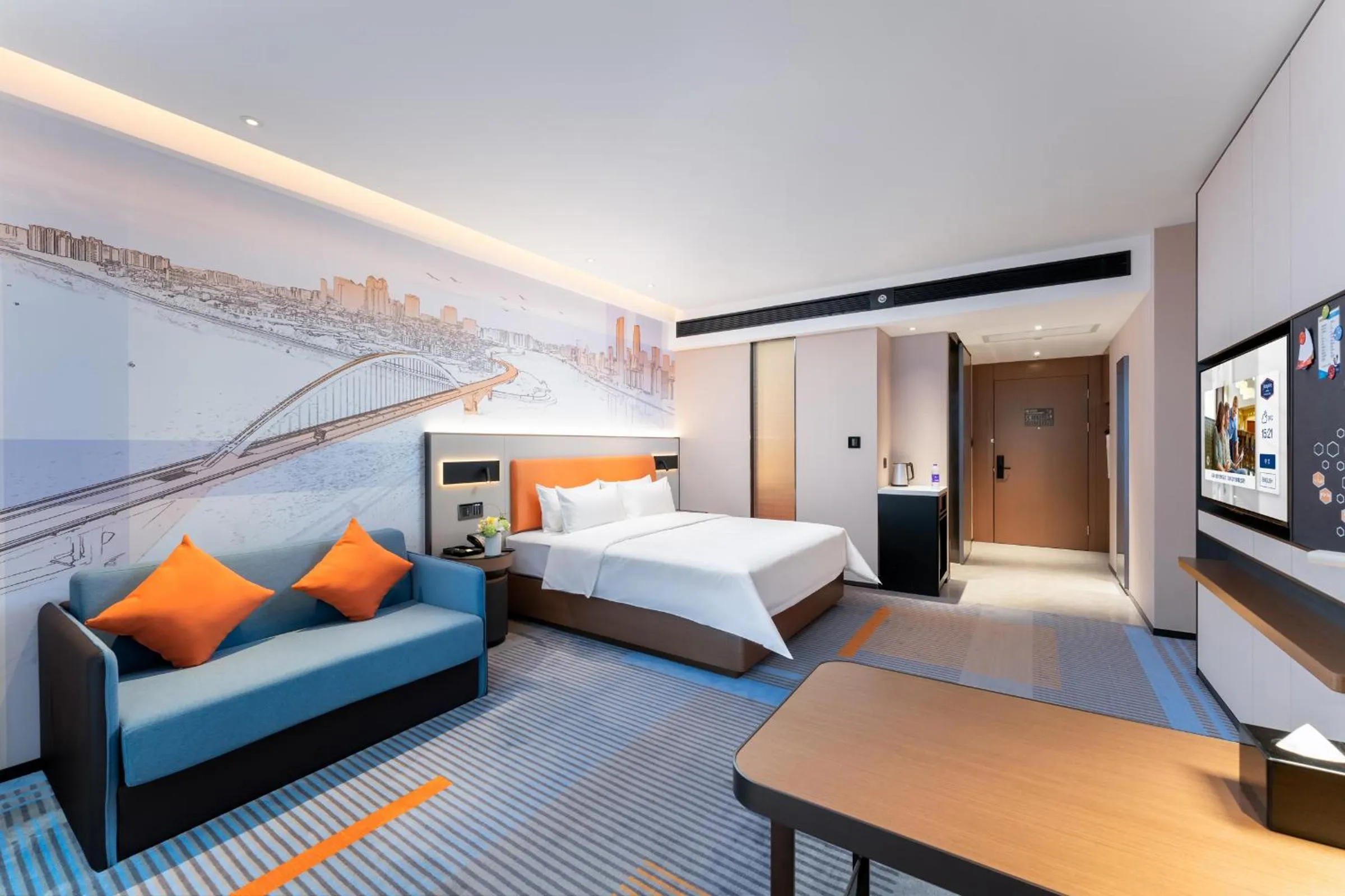 Photo of the whole room, Bed in Hampton by Hilton Guangzhou Jinshazhou