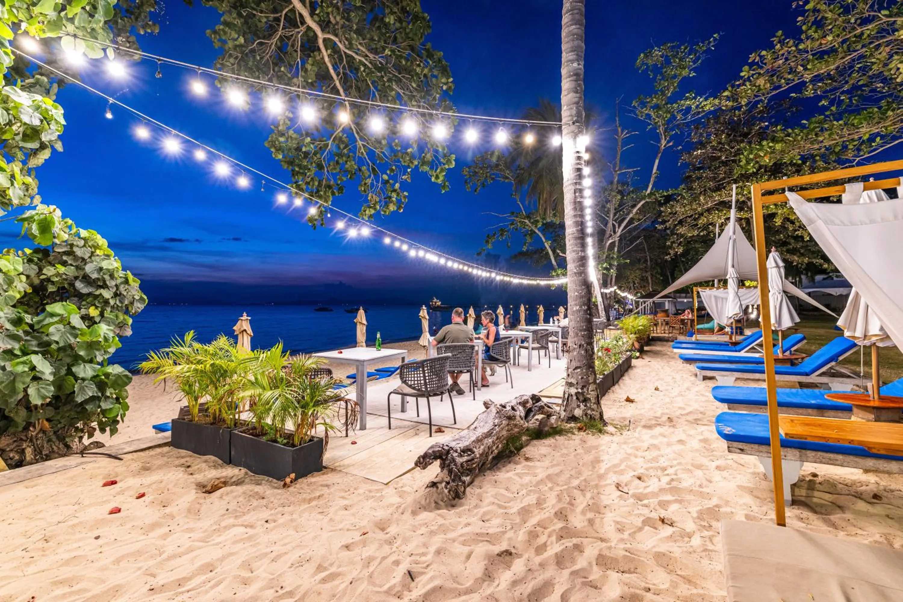 Night in Royal Yao Yai Island Beach Resort