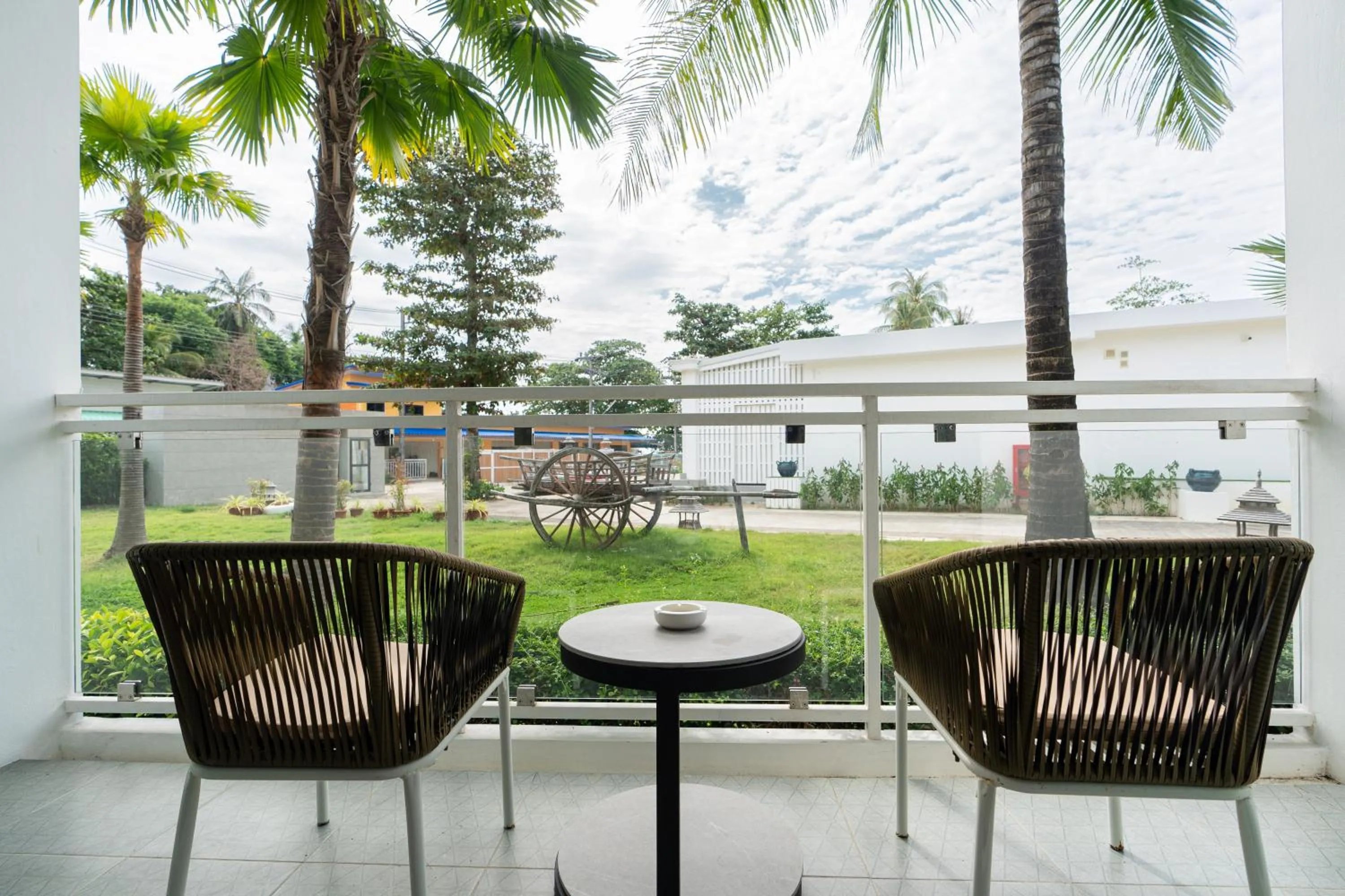Balcony/Terrace in Royal Yao Yai Island Beach Resort