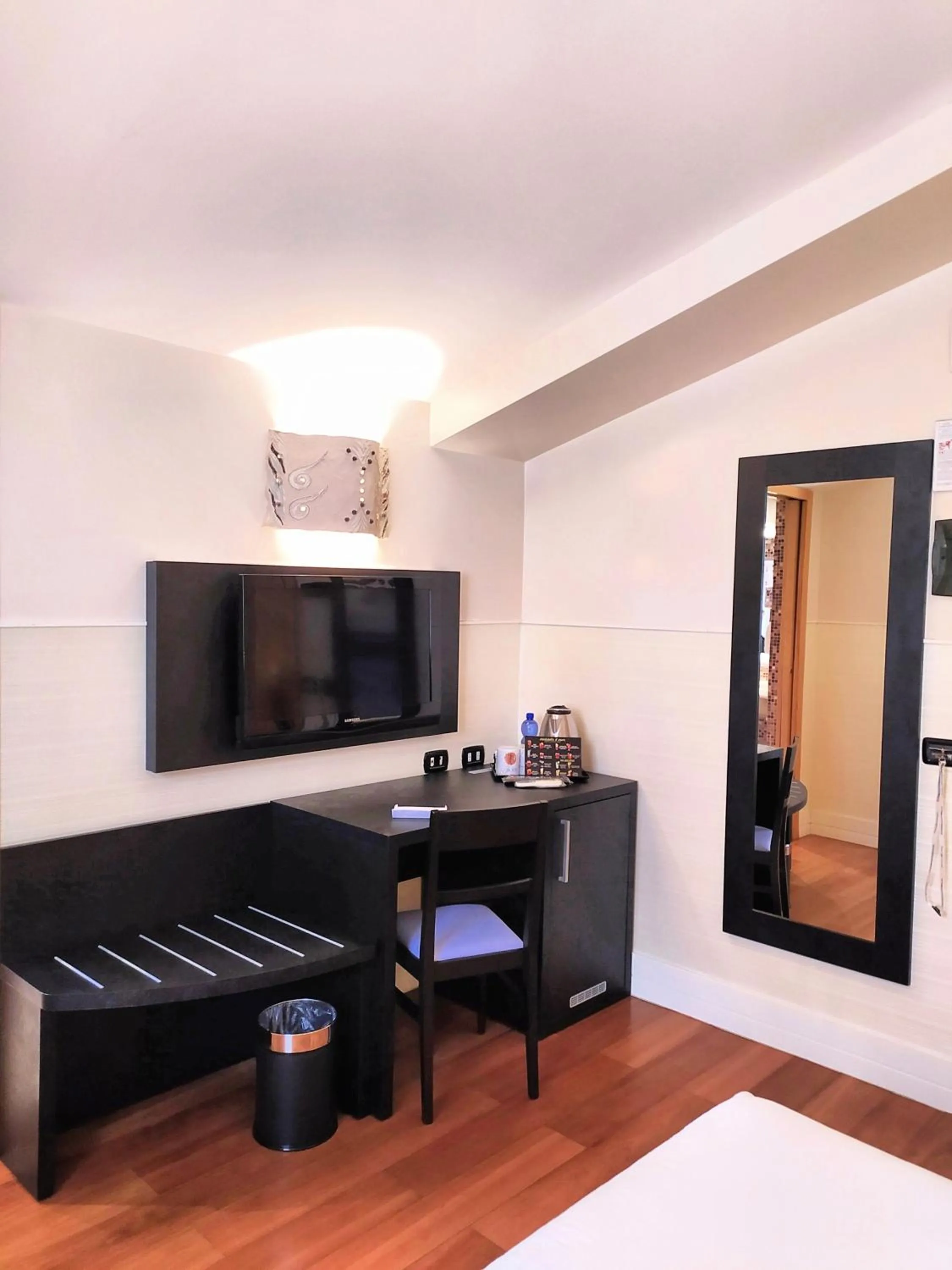 room service in Hotel Aphrodite