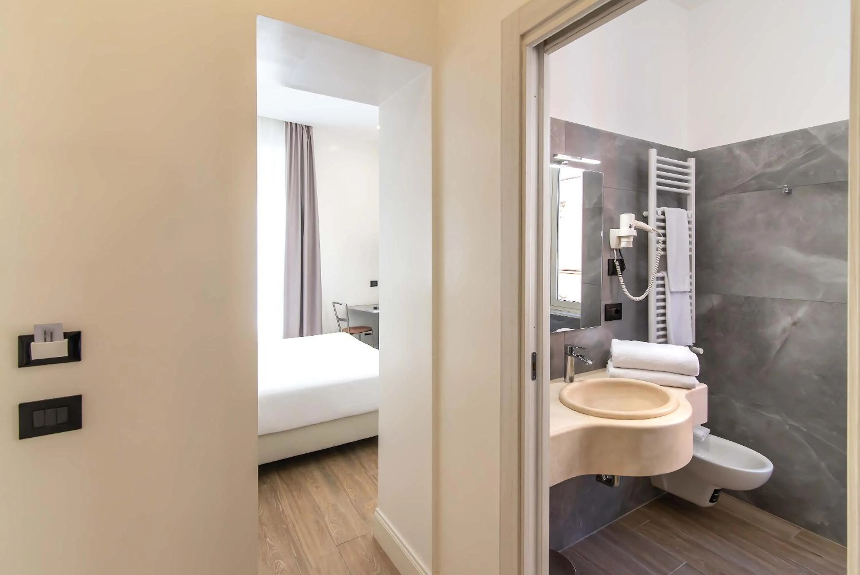 Bathroom in Hotel Aphrodite