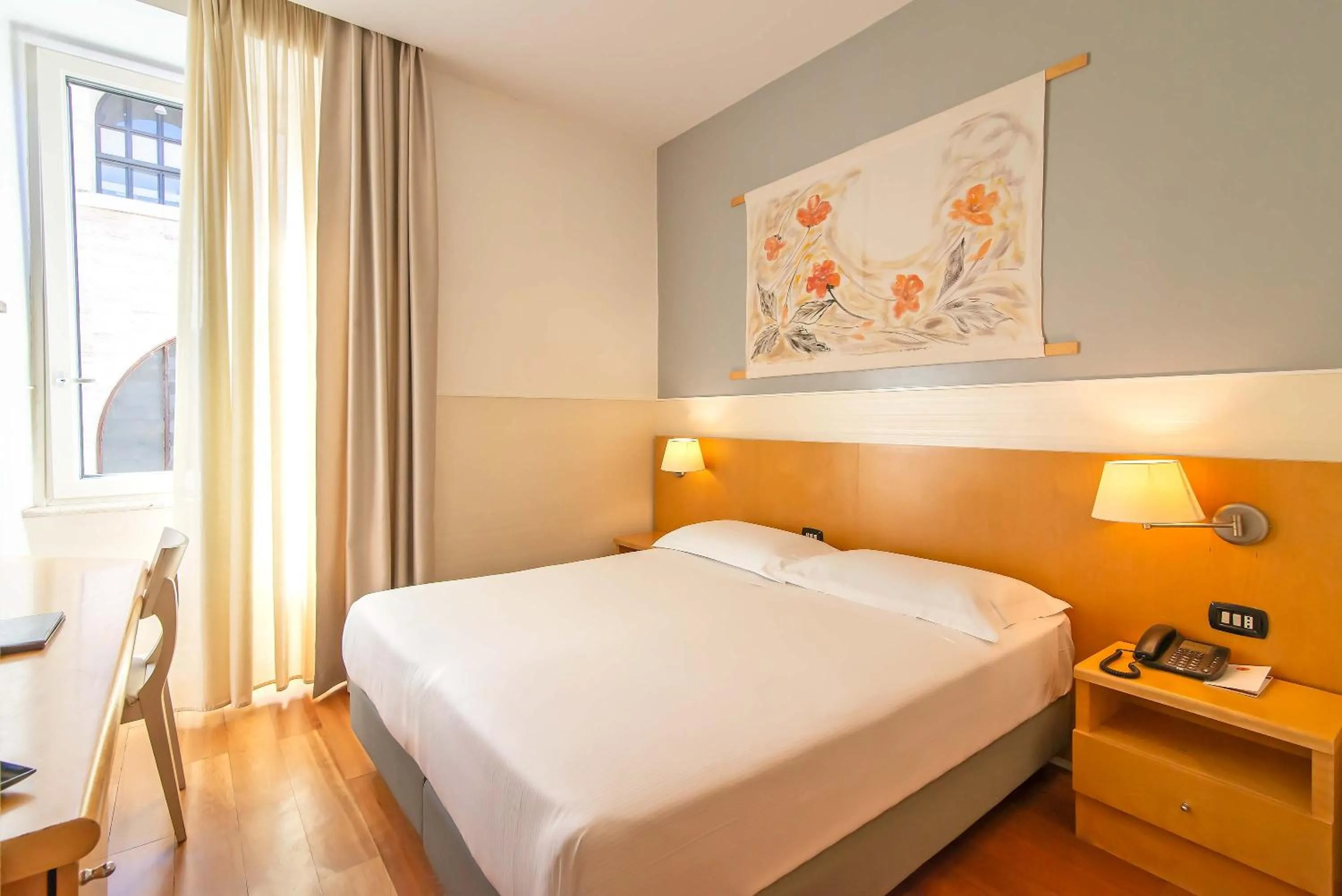 Bedroom, Bed in Hotel Aphrodite