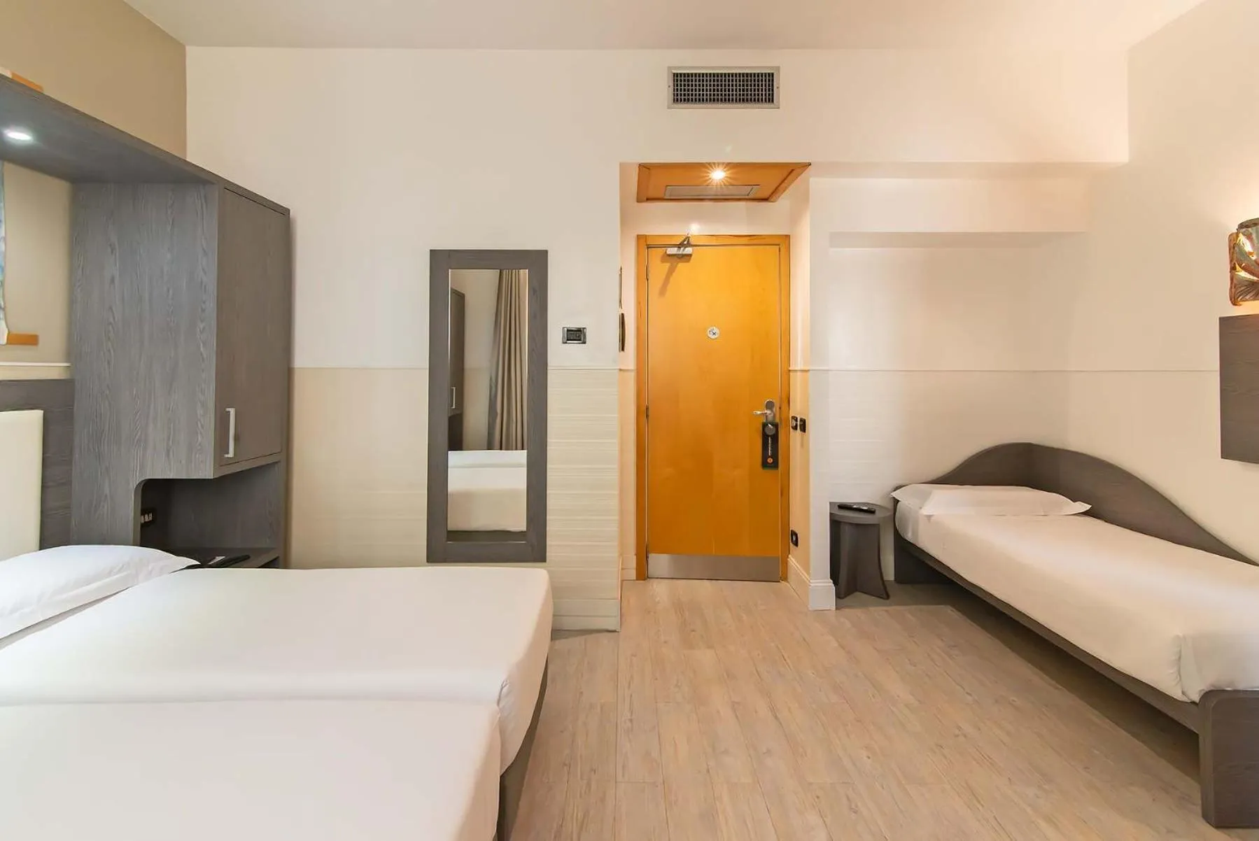 Bedroom, Bed in Hotel Aphrodite