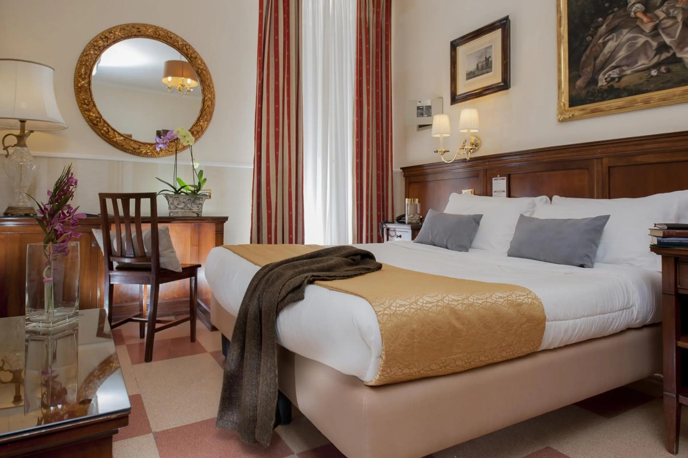 Bedroom, Bed in Hotel Des Artistes Roma