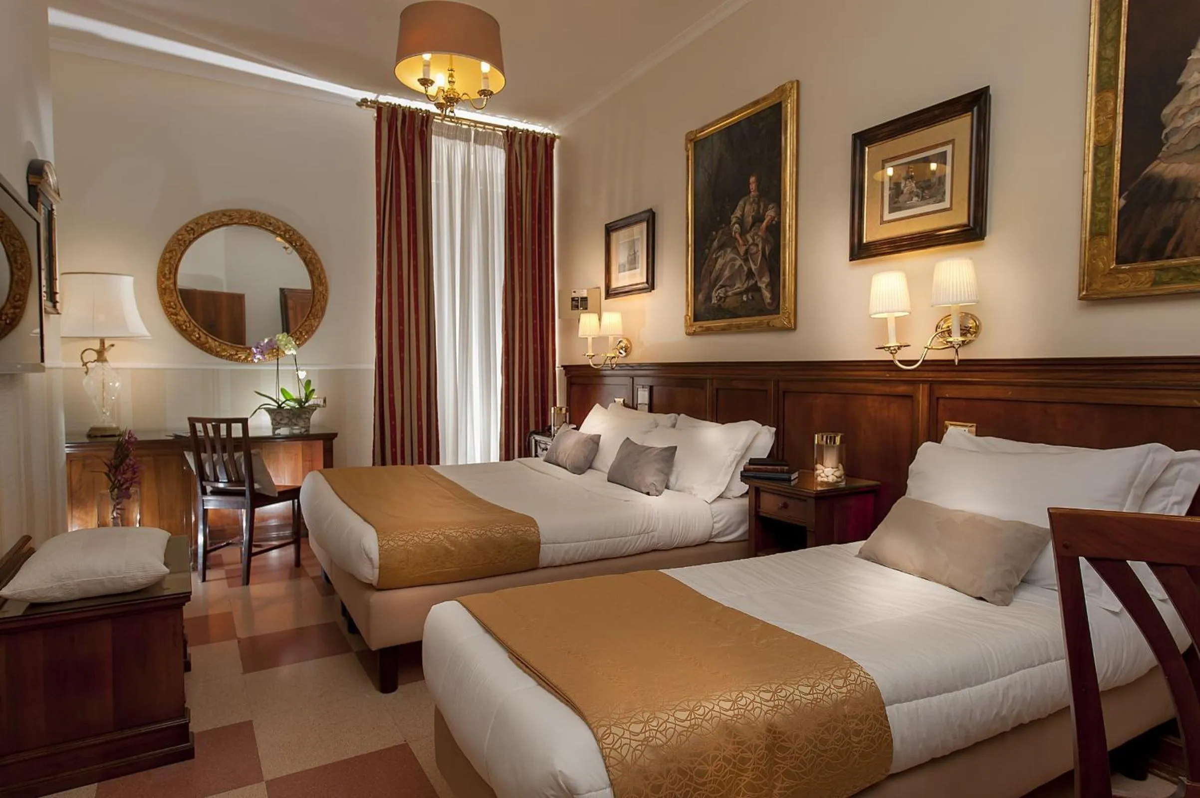 Bedroom, Bed in Hotel Des Artistes Roma