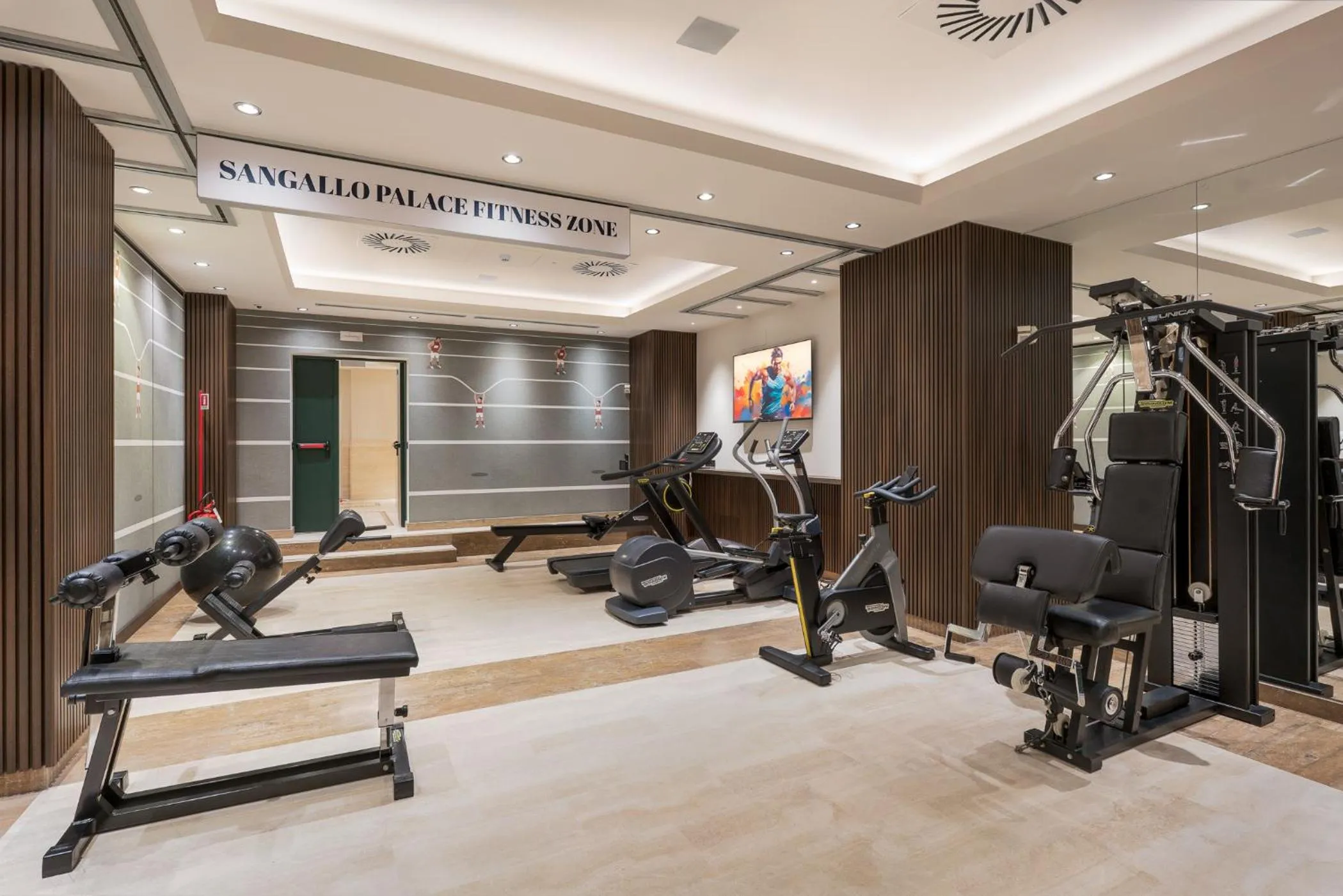 Fitness centre/facilities in Sangallo Palace