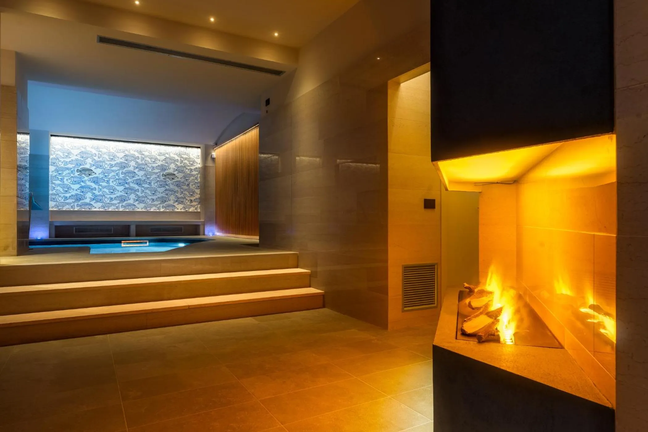 Swimming pool in Sangallo Palace