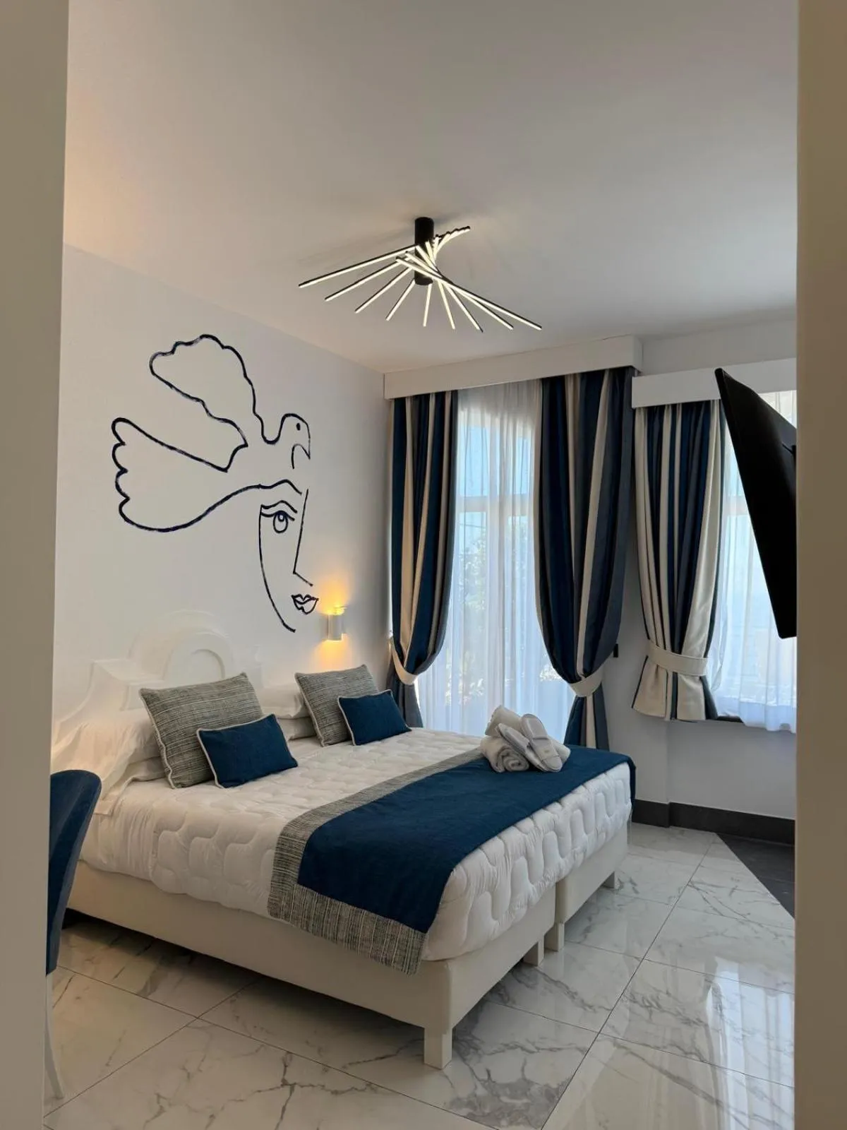 Bed in Positano Art Hotel Pasitea