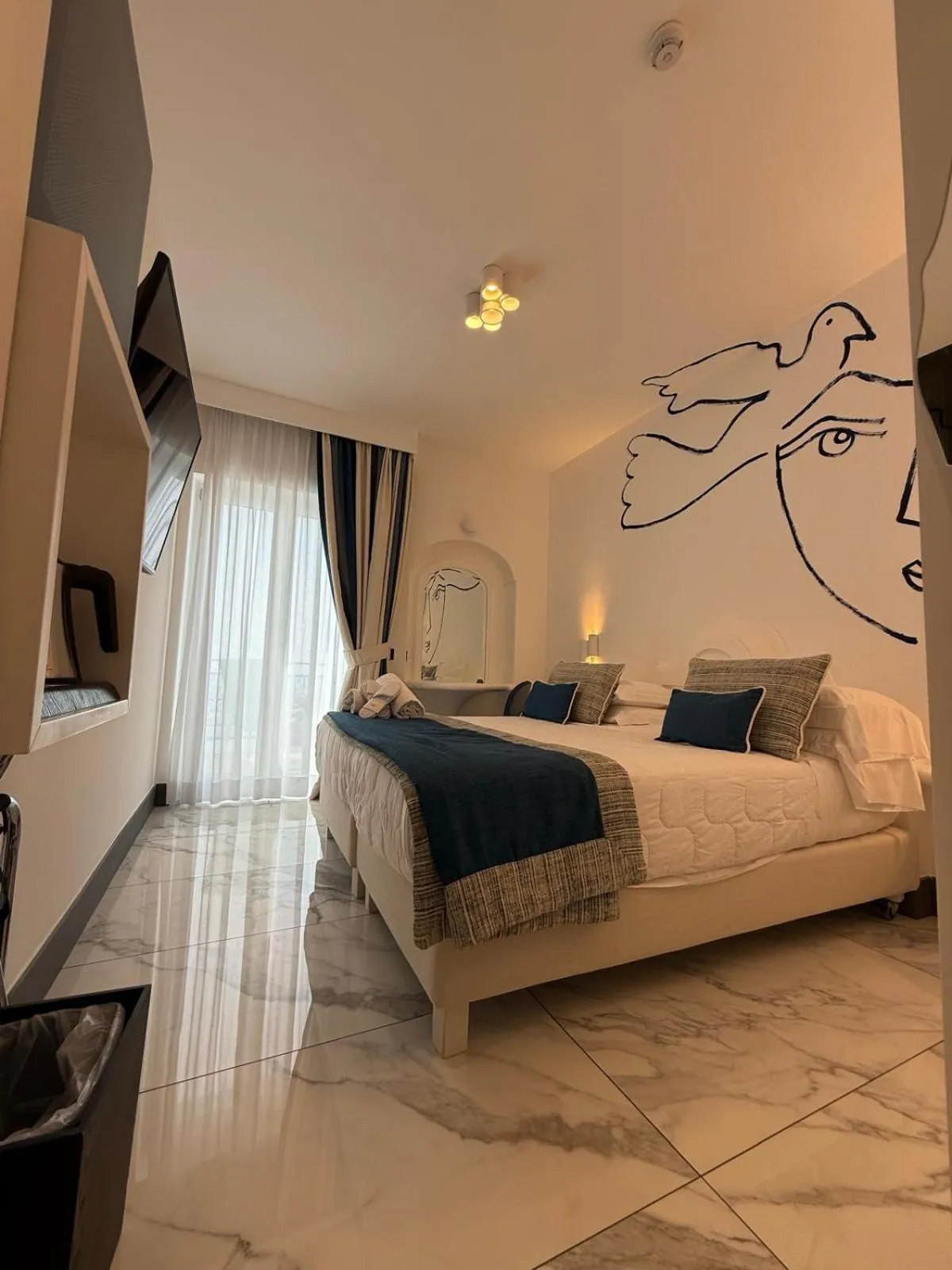 Bed in Positano Art Hotel Pasitea