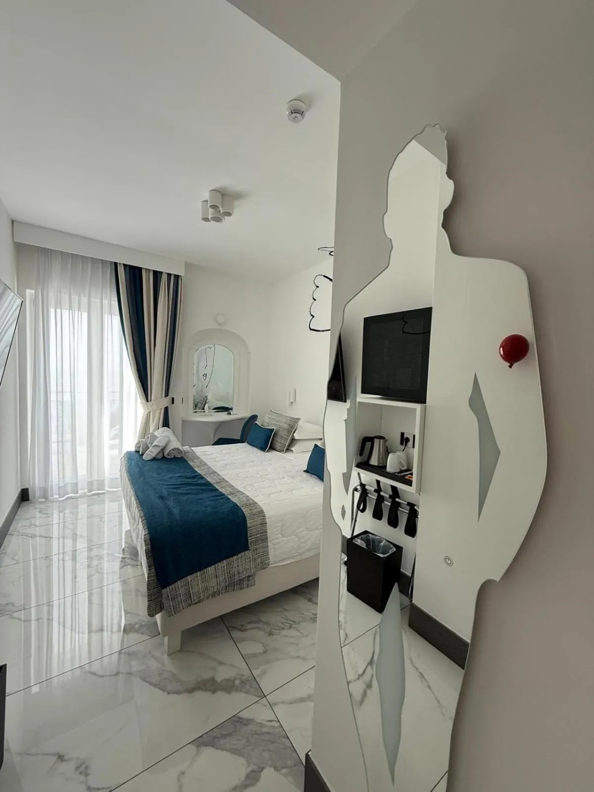 Bed in Positano Art Hotel Pasitea