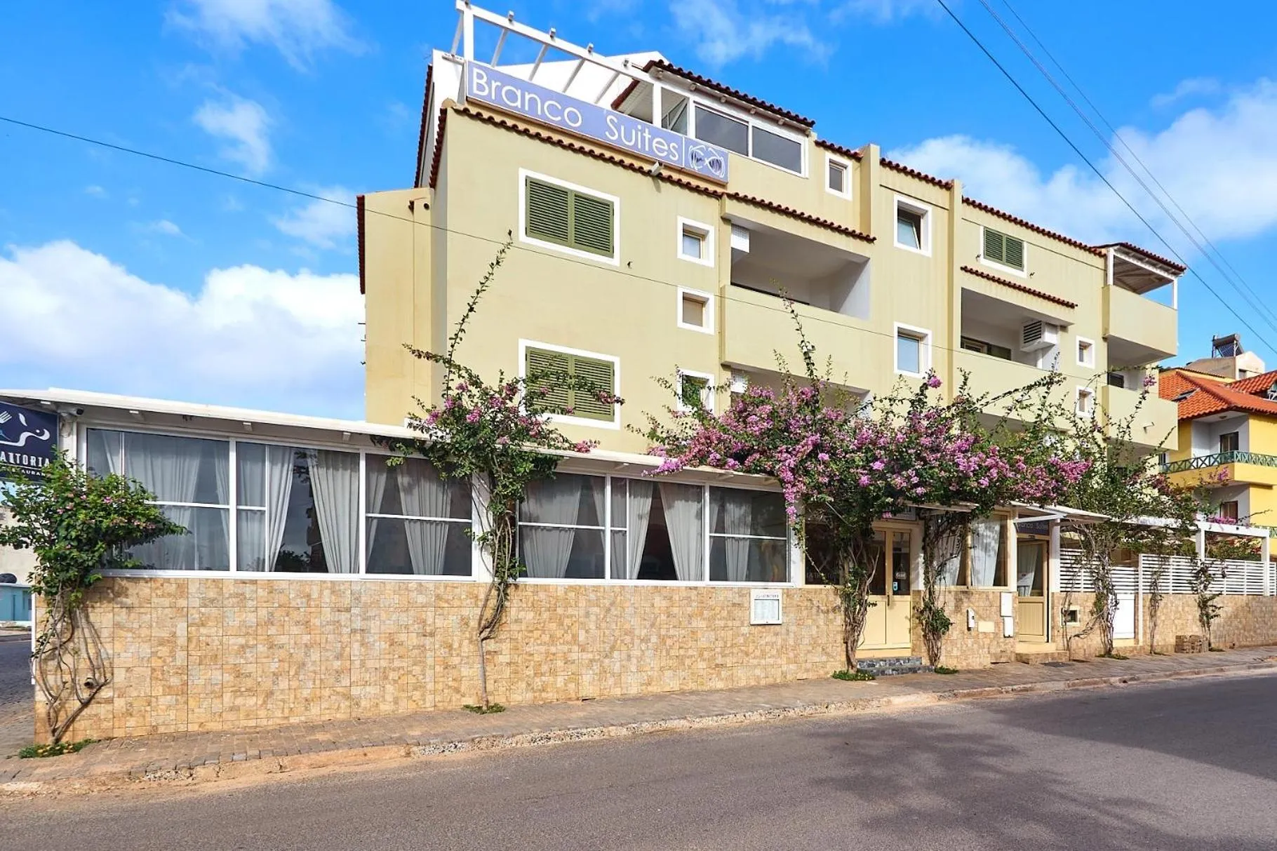 Property building in Branco Suites - Rooms & Holiday Apartments