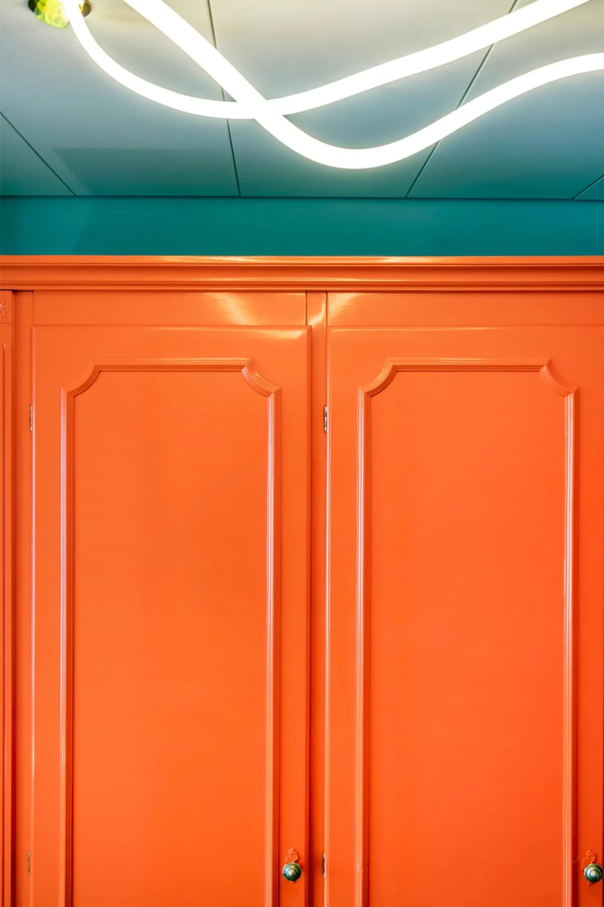 wardrobe in Hotel Aurora