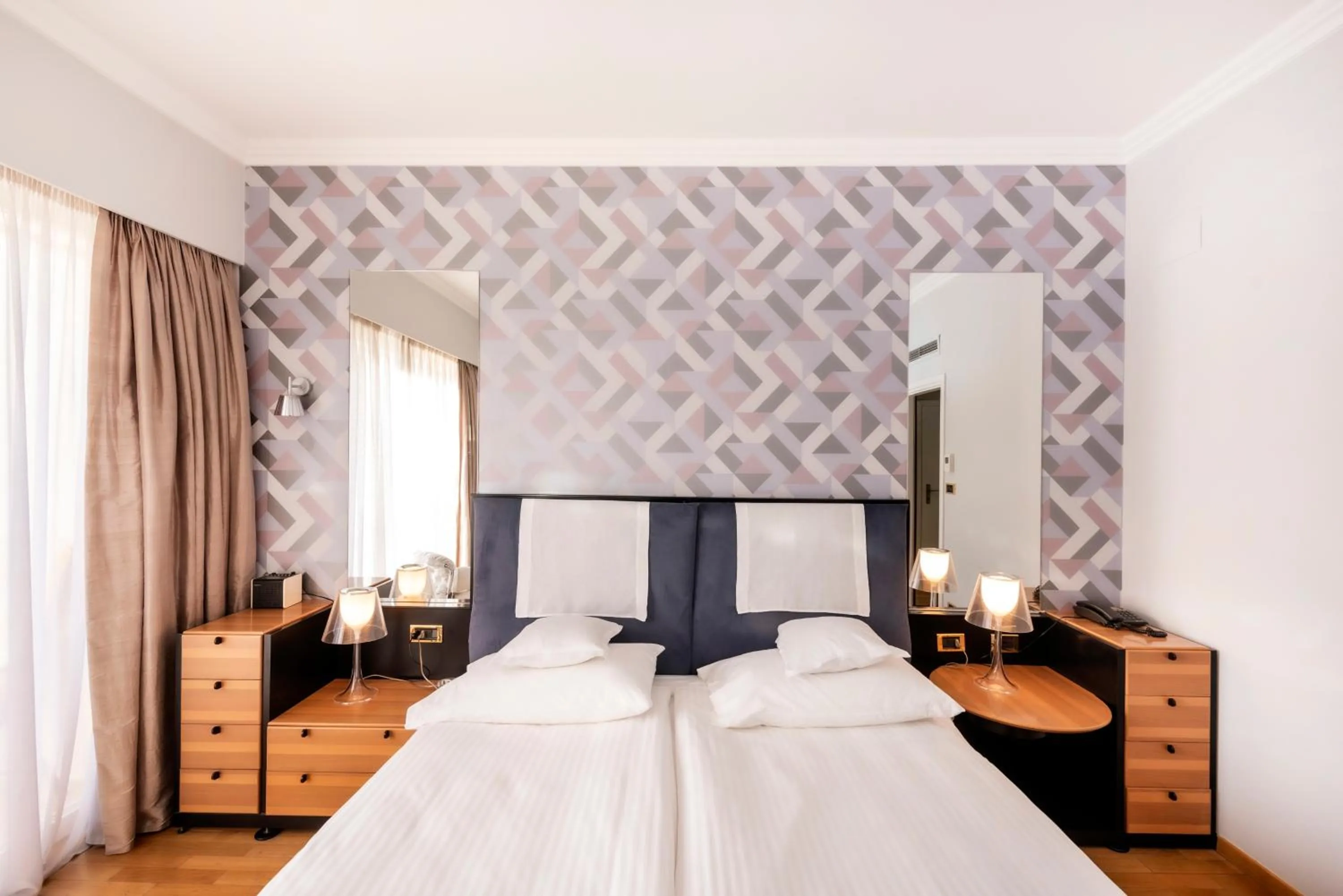 Bedroom, Bed in Hotel Aurora