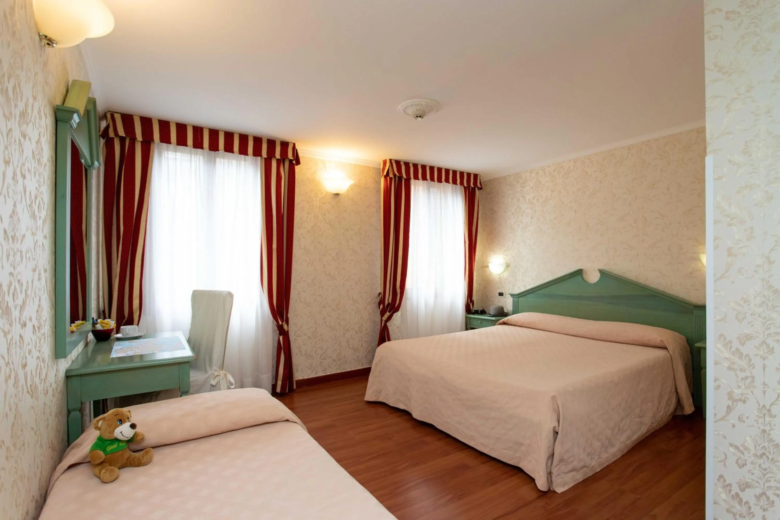 Bed in Hotel Tintoretto