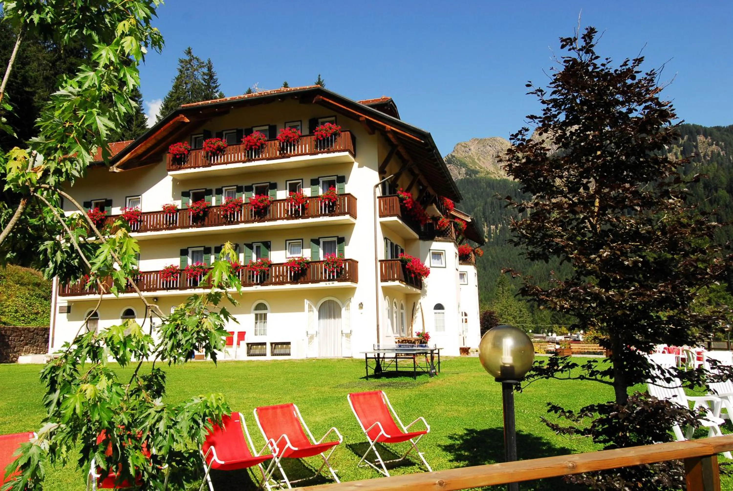 Facade/entrance in Hotel Plank