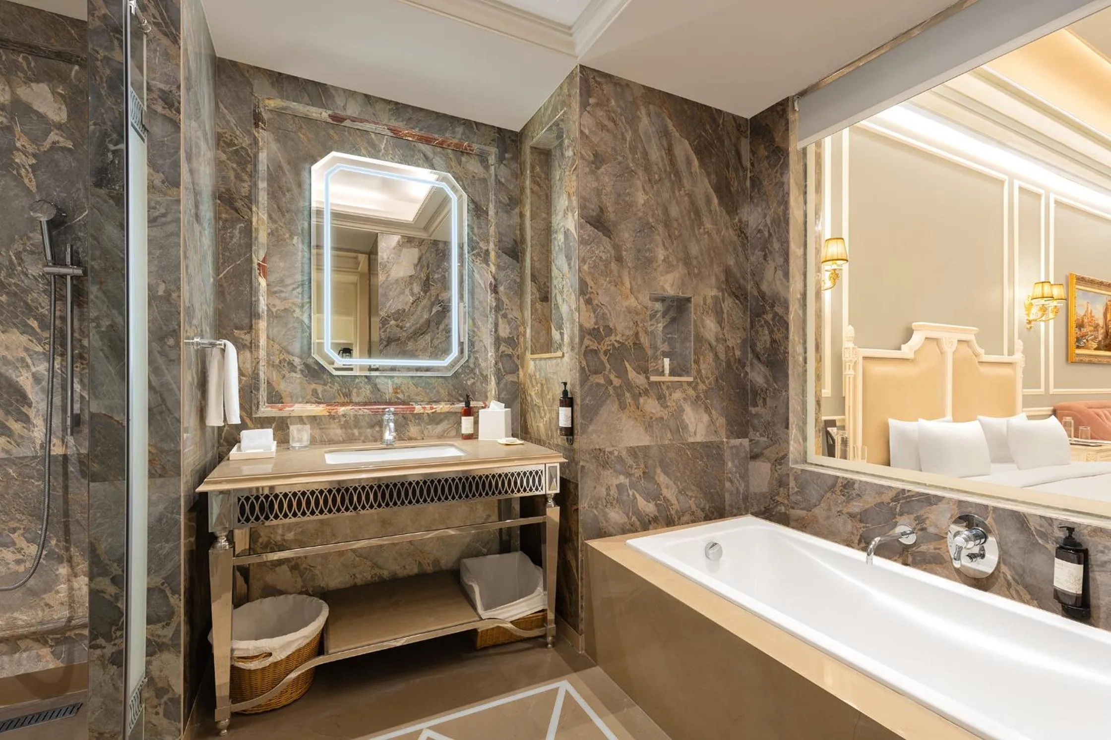 Bathroom in Hotel Hillock Ahmedabad