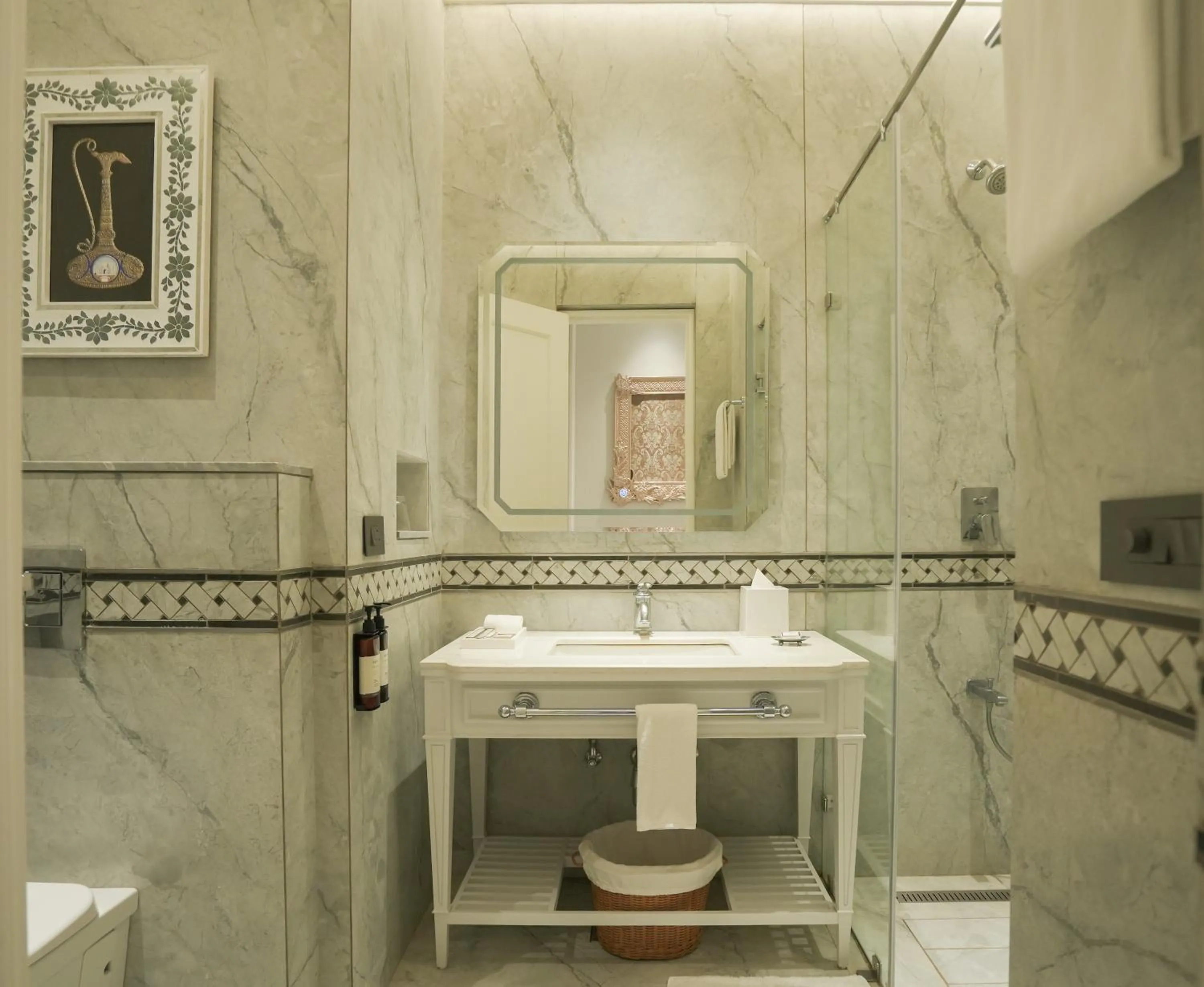 Bathroom in Hotel Hillock Ahmedabad
