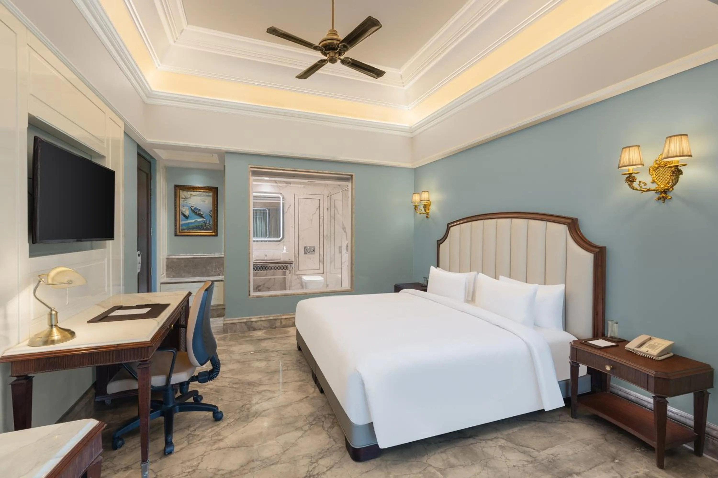 Photo of the whole room, Bed in Hotel Hillock Ahmedabad