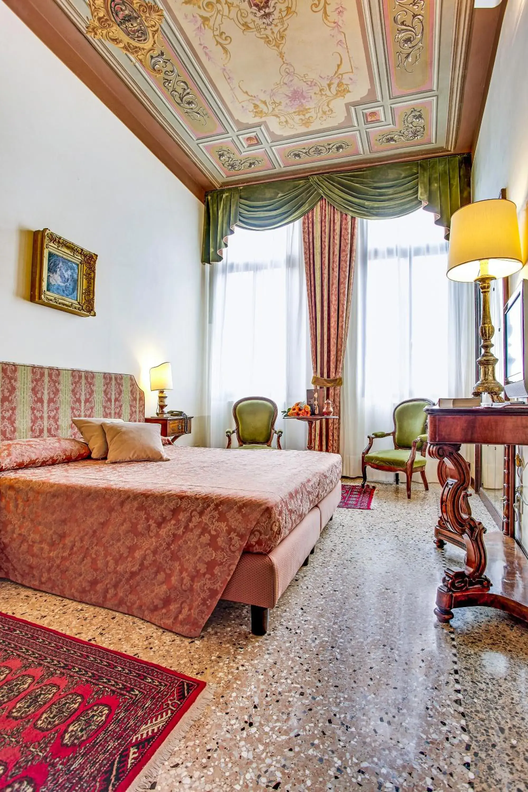 Double or Twin Room with View in Palazzo Schiavoni Residenza d'epoca & Suite-Apartments Double or Twin Room with View in Palazzo Schiavoni Residenza d'epoca & Suite-Apartments