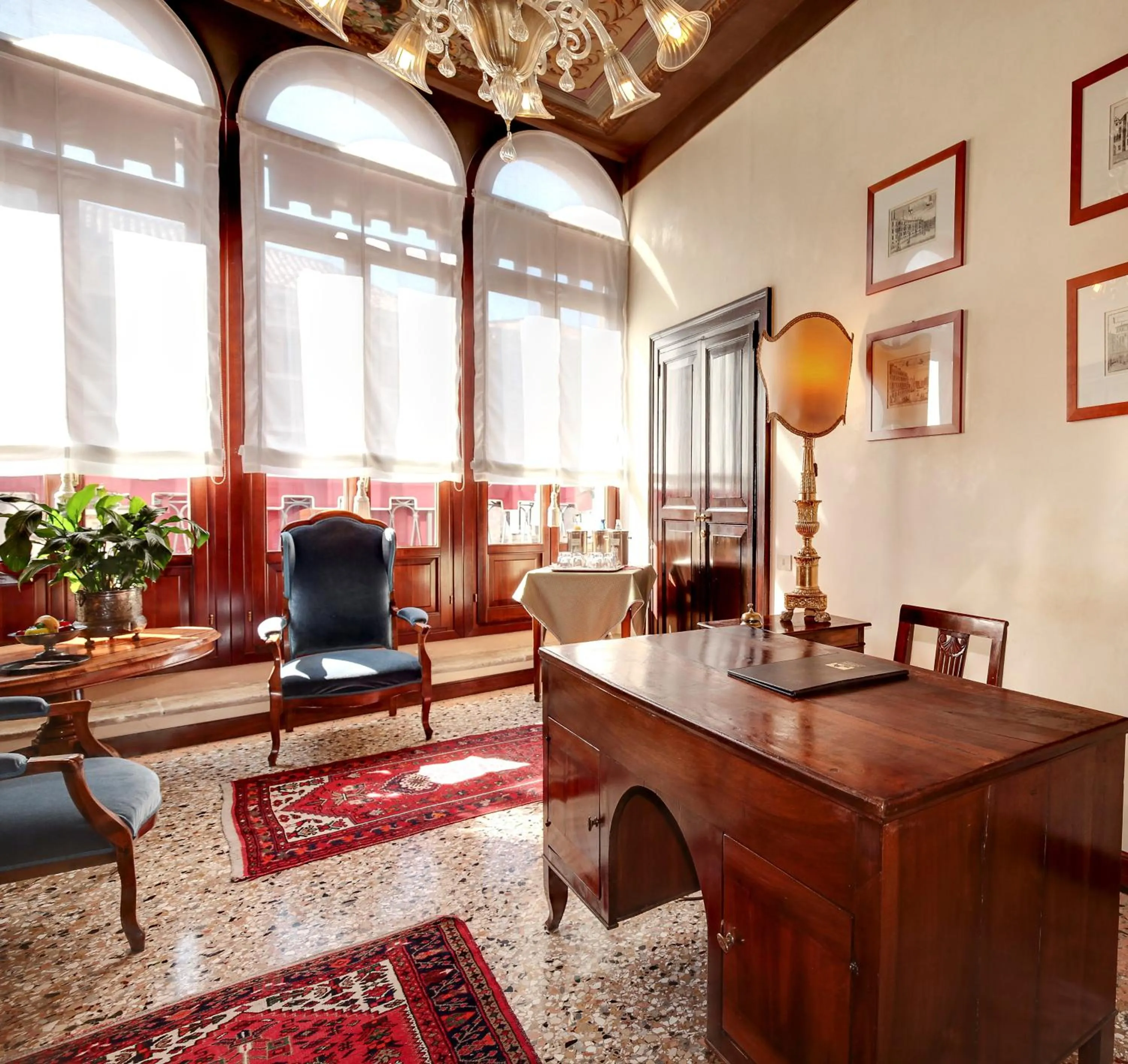 Lobby or reception in Palazzo Schiavoni Residenza d'epoca & Suite-Apartments