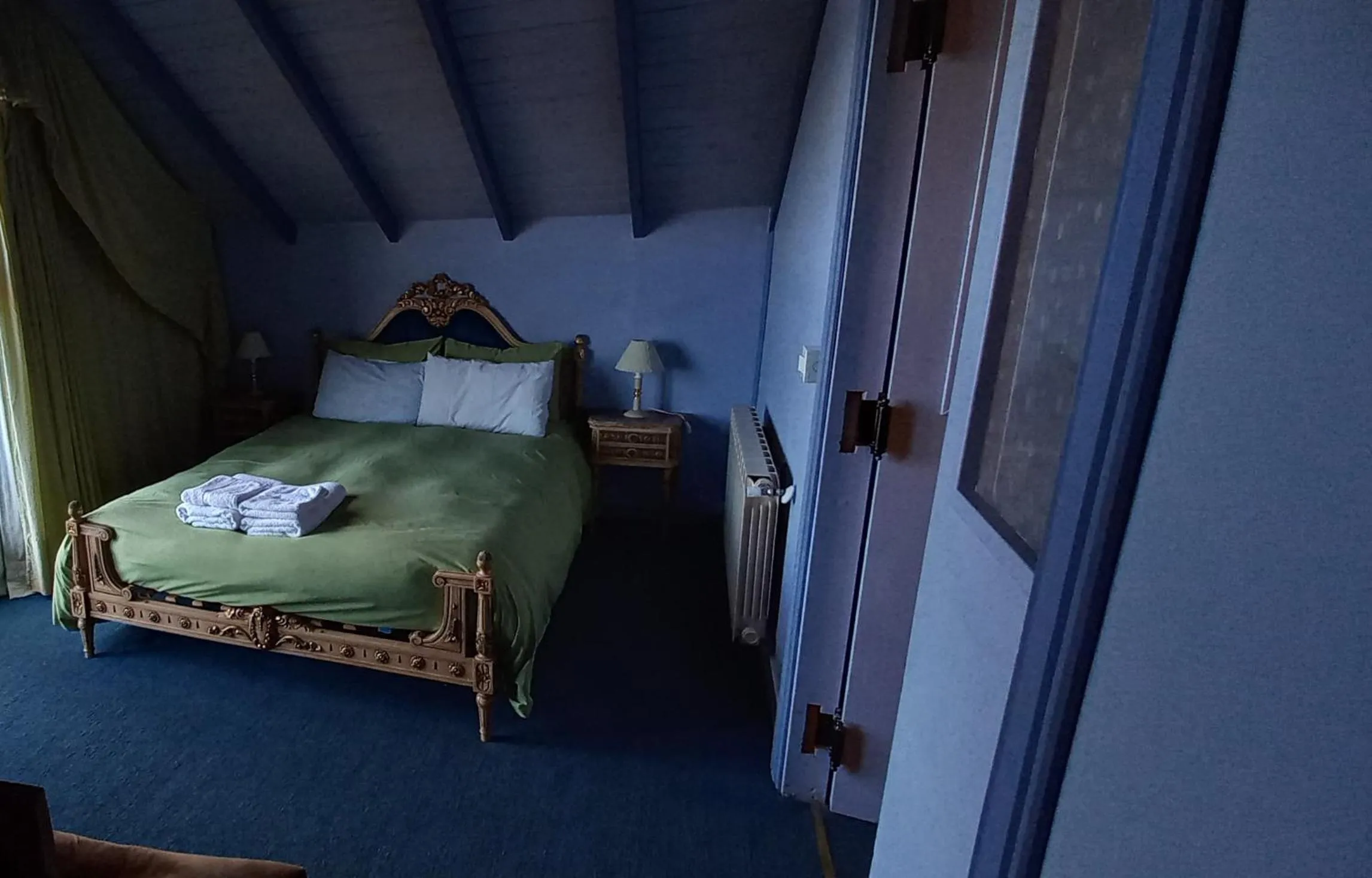 Photo of the whole room, Bed in FLOR AUSTRAL