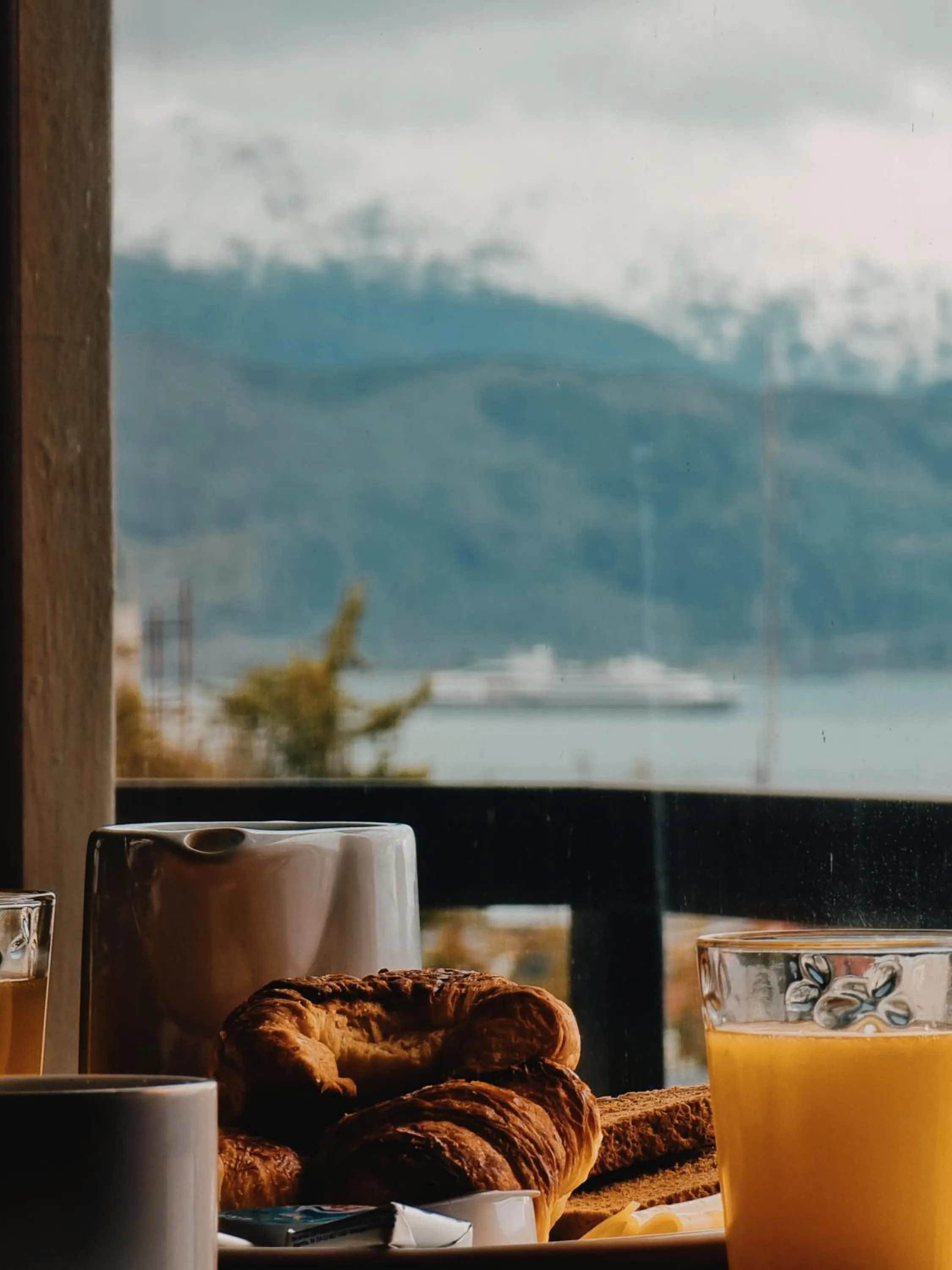 Breakfast in FLOR AUSTRAL