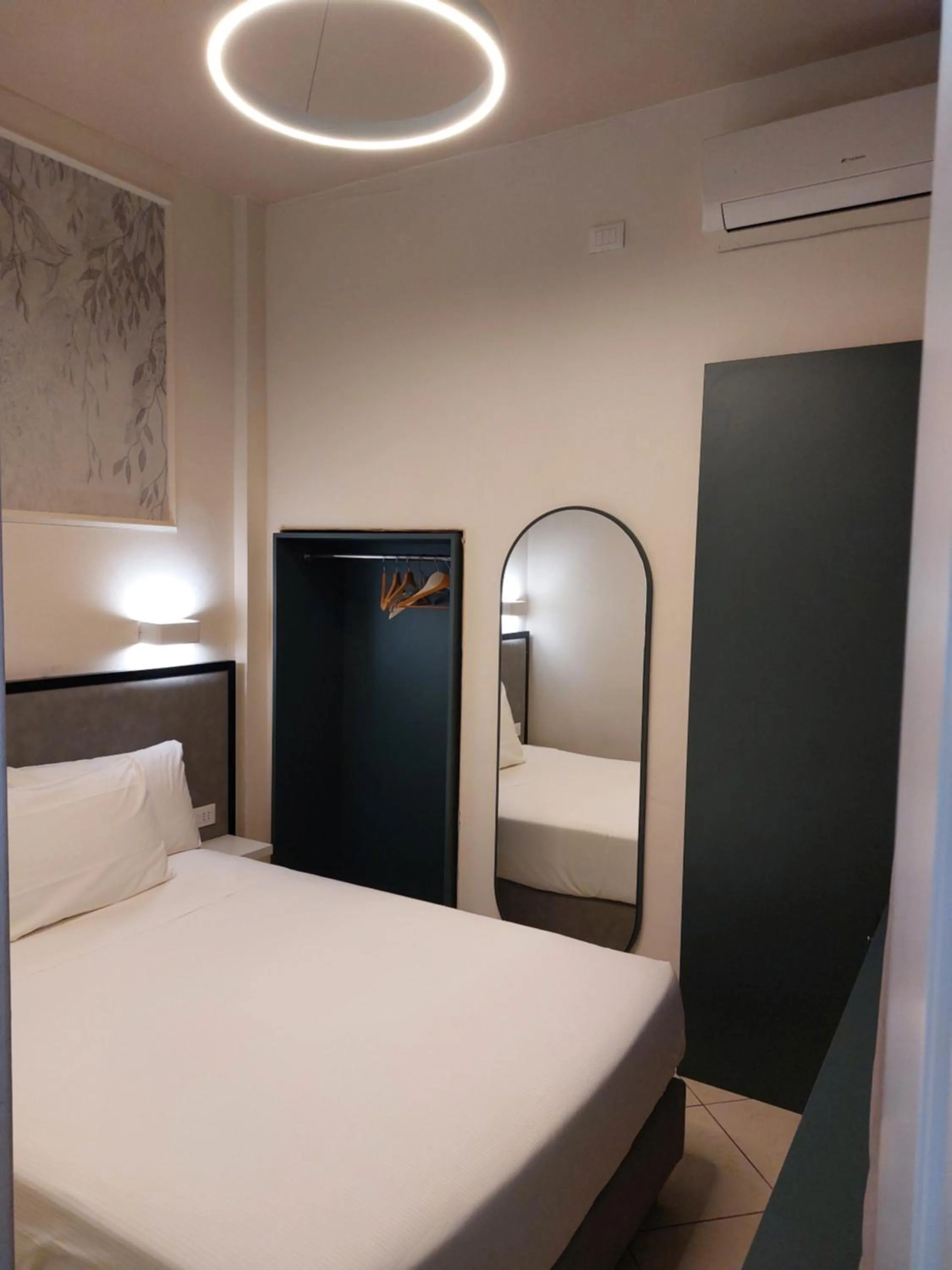 Bed in Hotel Fiorita