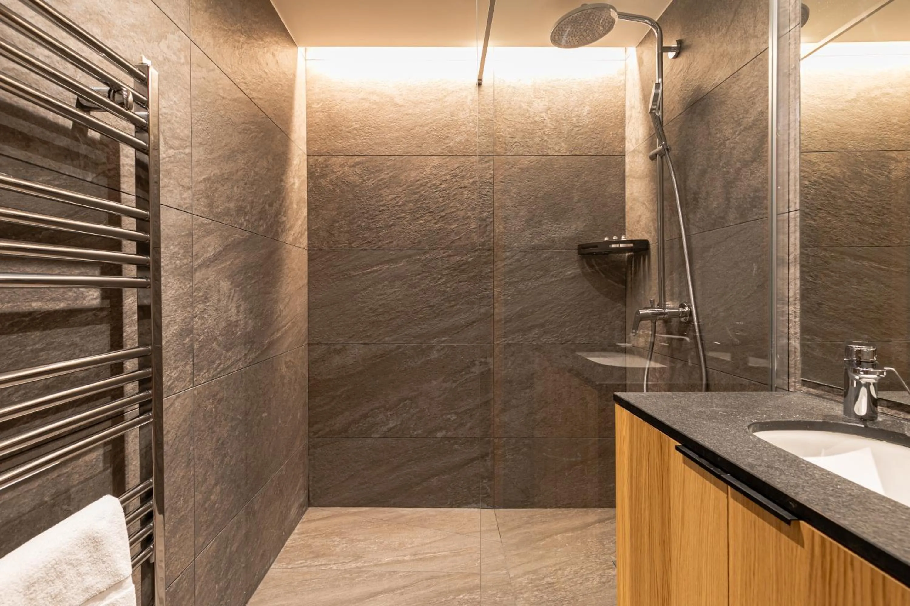 Shower in Le Chalet d'Antoine - Centre de Megève