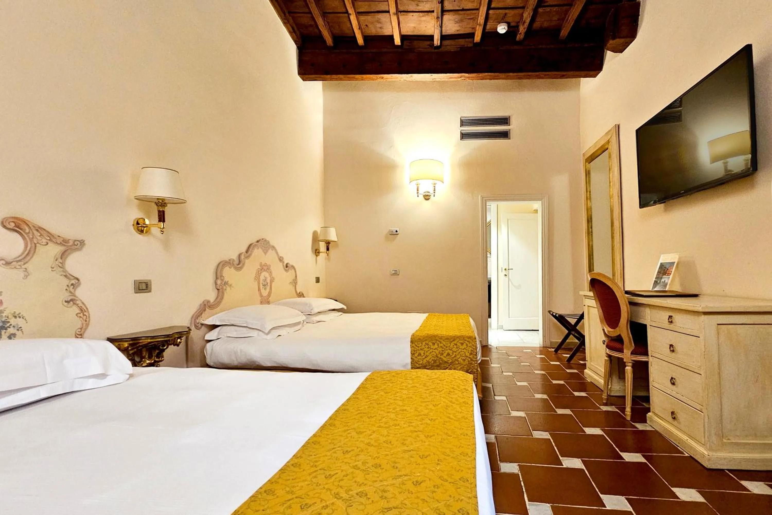 Bedroom, Bed in Hotel Atlantic Palace