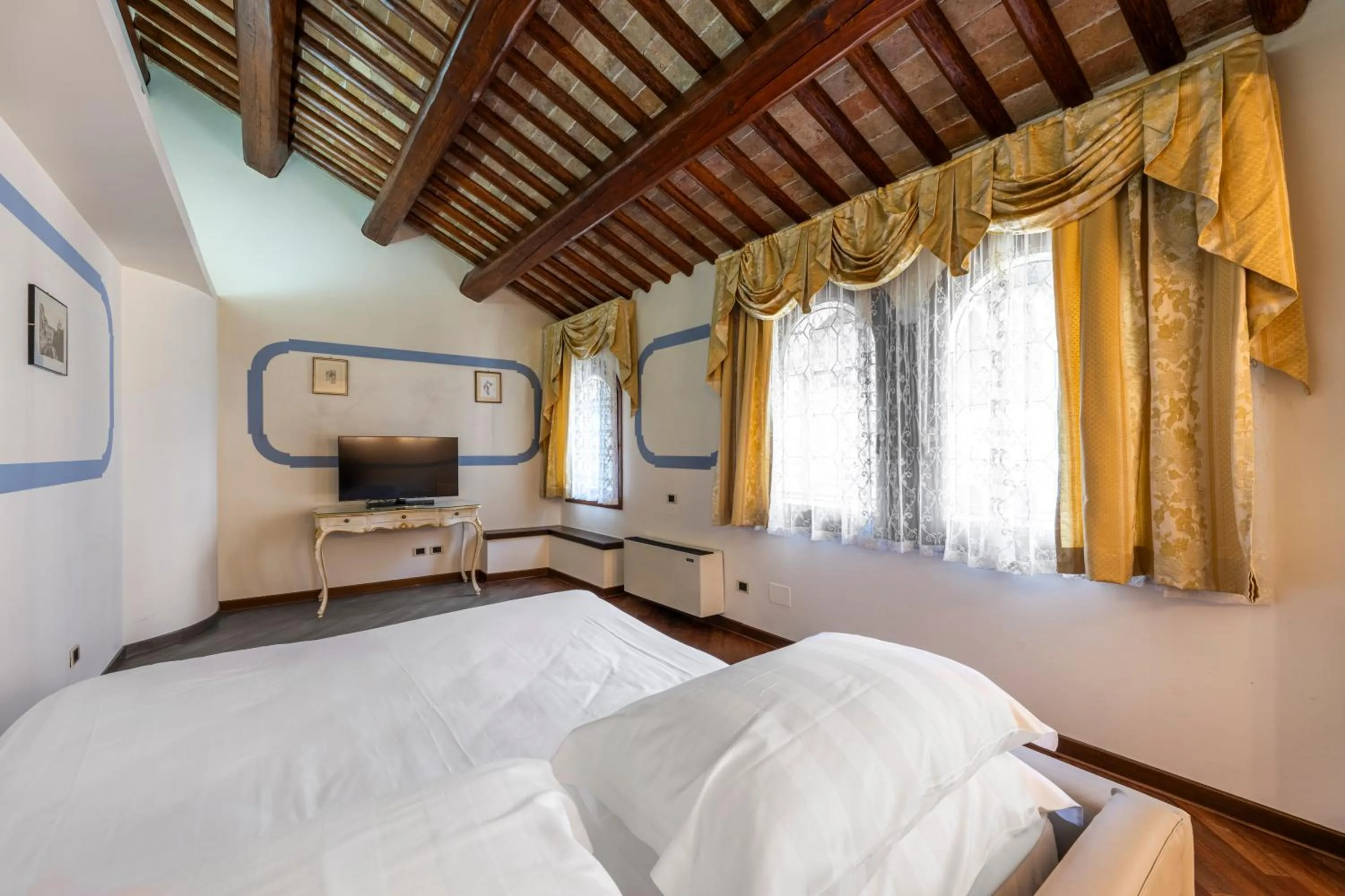 Bed in Hotel Colombina