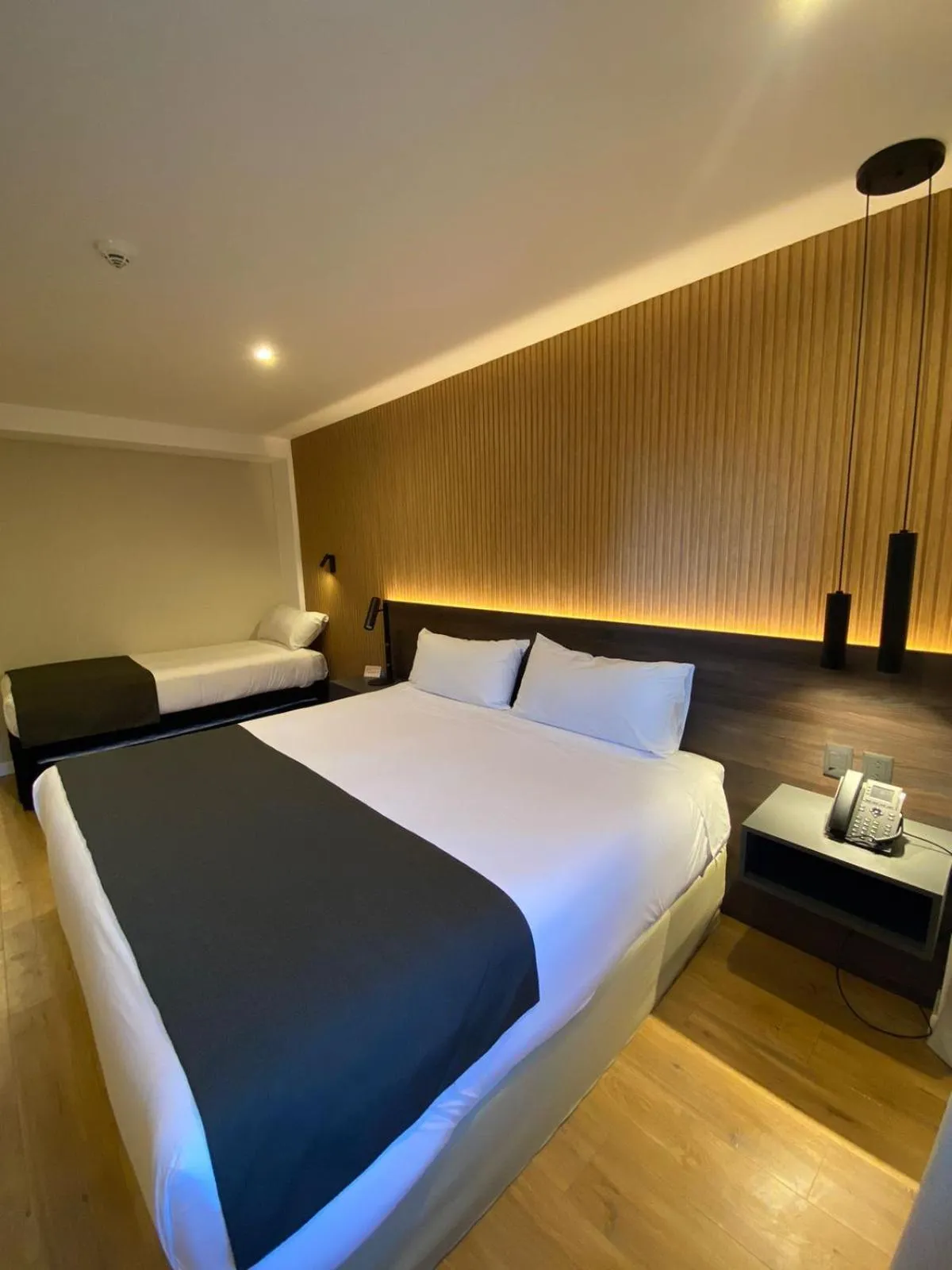 Bedroom, Bed in Hotel Canal Beagle