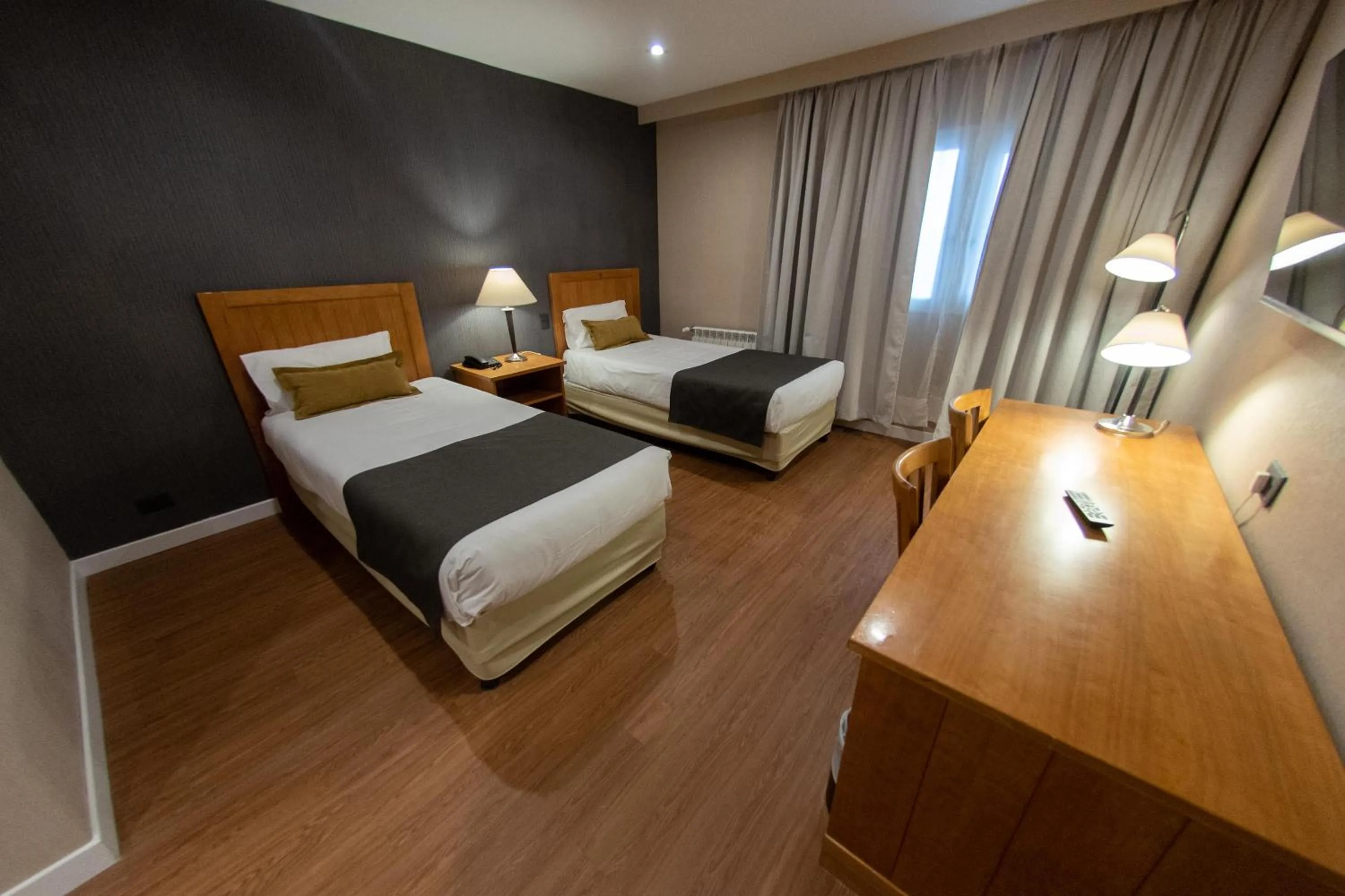 Bedroom, Bed in Hotel Canal Beagle